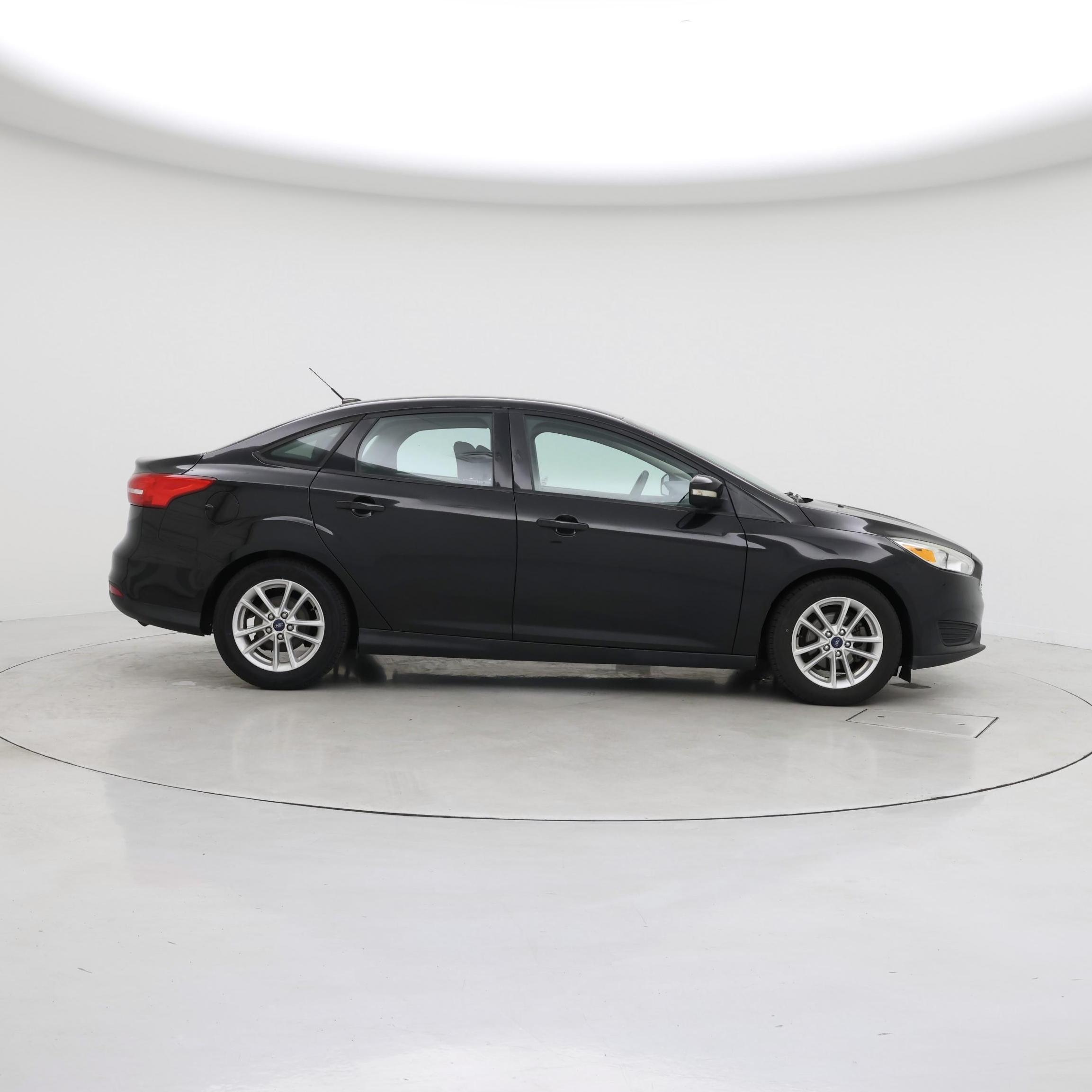 Thumbnail: 2015 Ford Focus - 7