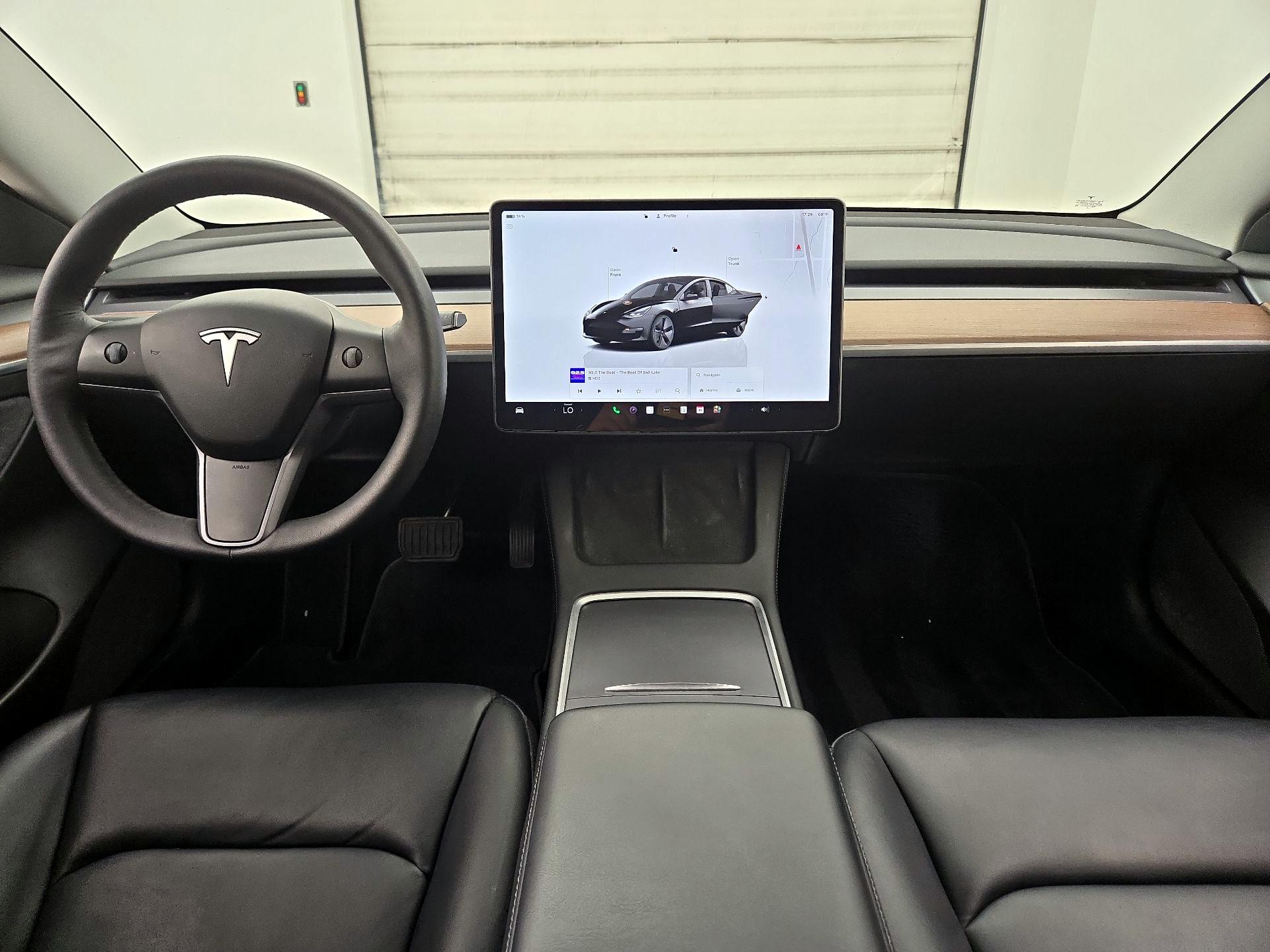 Thumbnail: 2022 Tesla Model 3 - 9