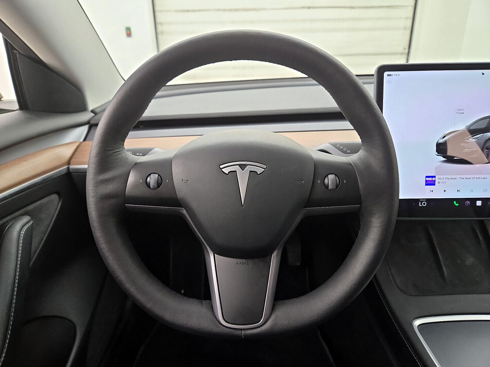 Thumbnail: 2022 Tesla Model 3 - 10