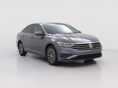 Gray 2019 Volkswagen Jetta SE