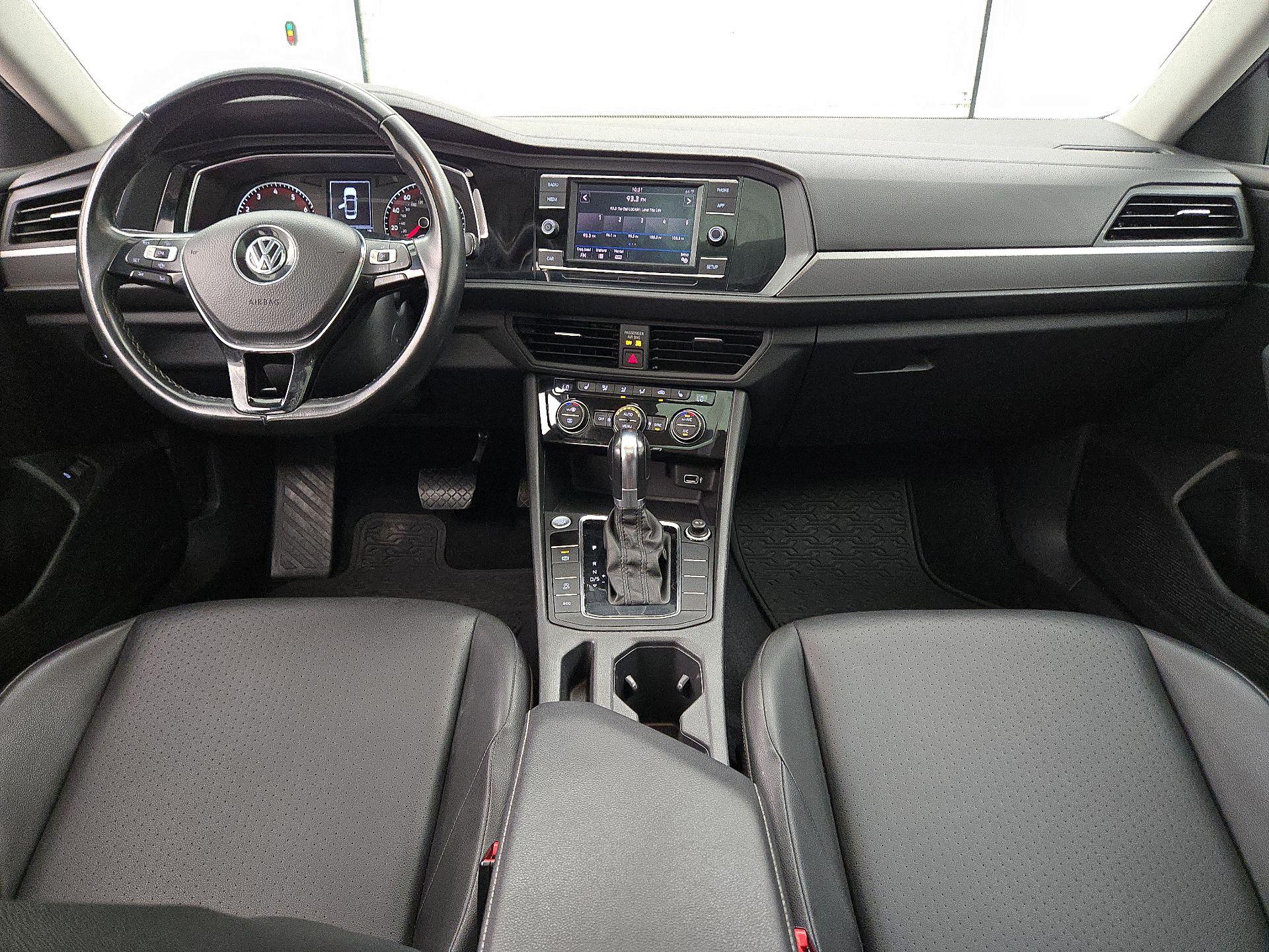 Thumbnail: 2019 Volkswagen Jetta - 9