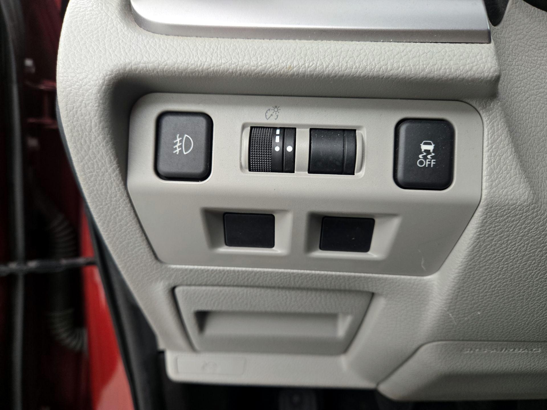 Thumbnail: 2017 Subaru Forester - 13