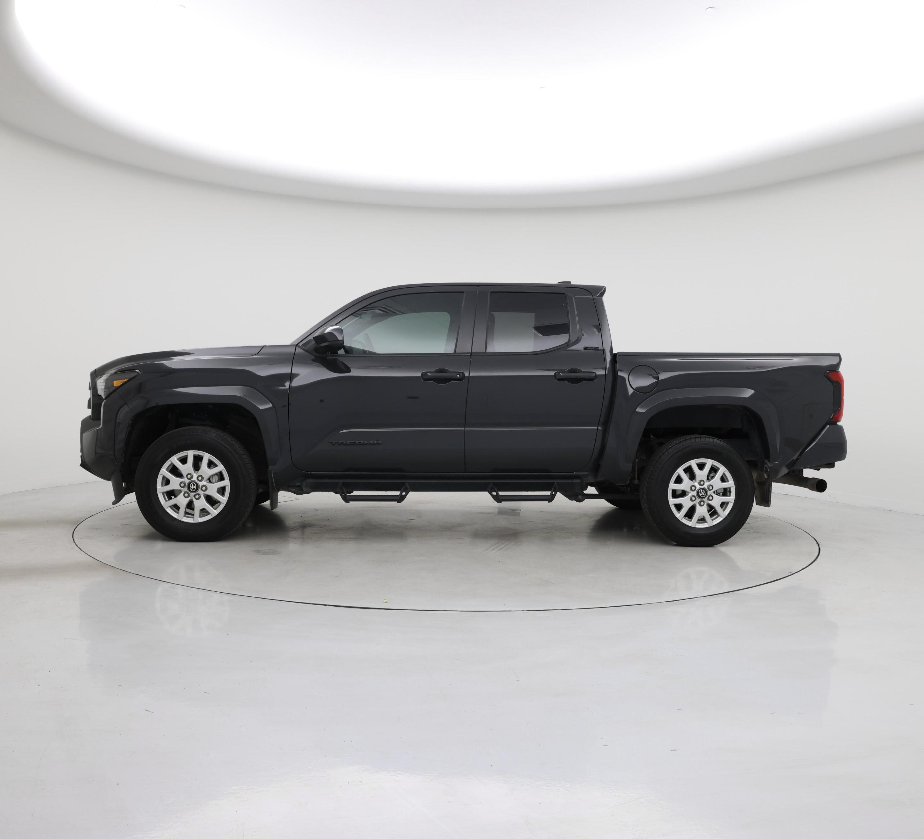 Thumbnail: 2024 Toyota Tacoma - 3