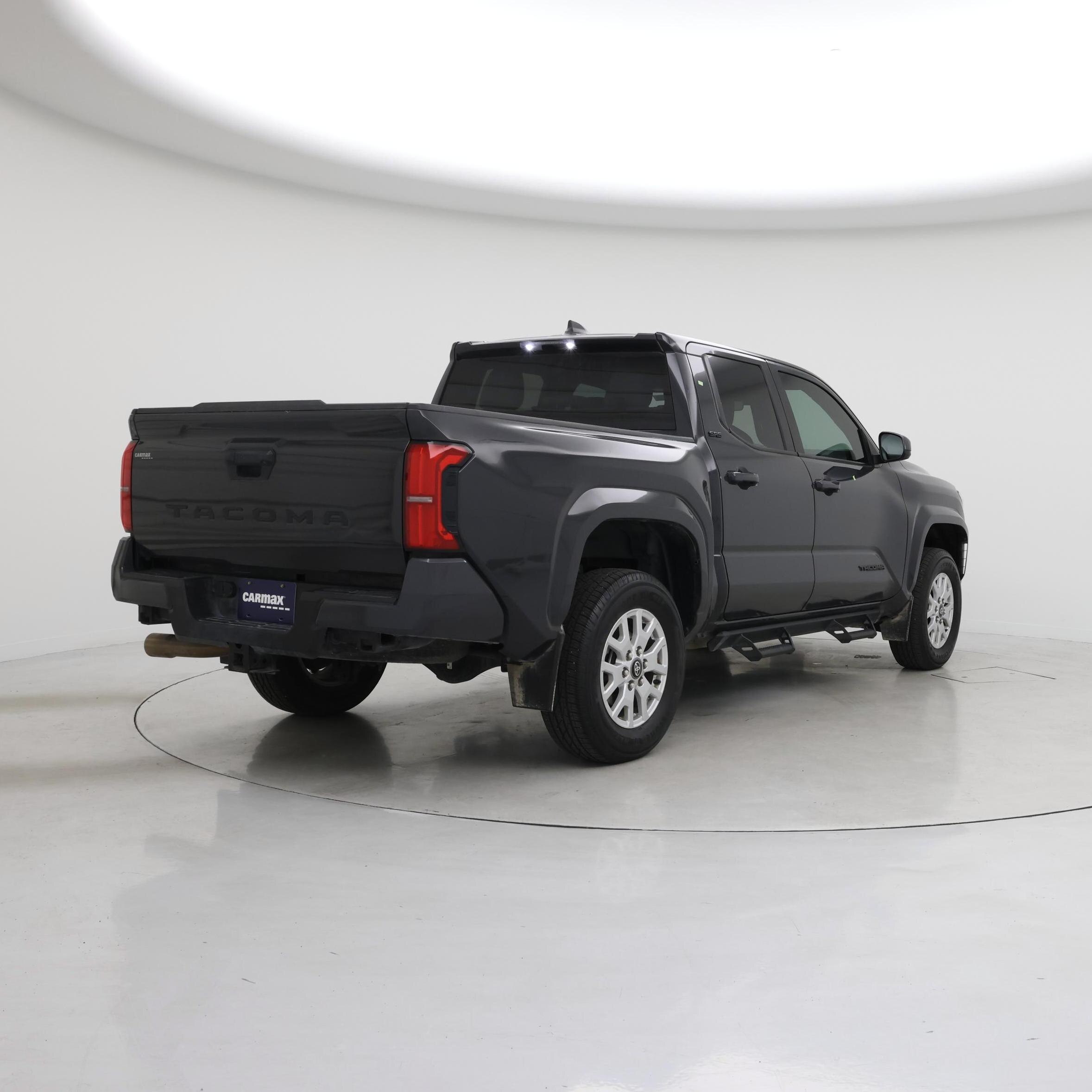 Thumbnail: 2024 Toyota Tacoma - 8