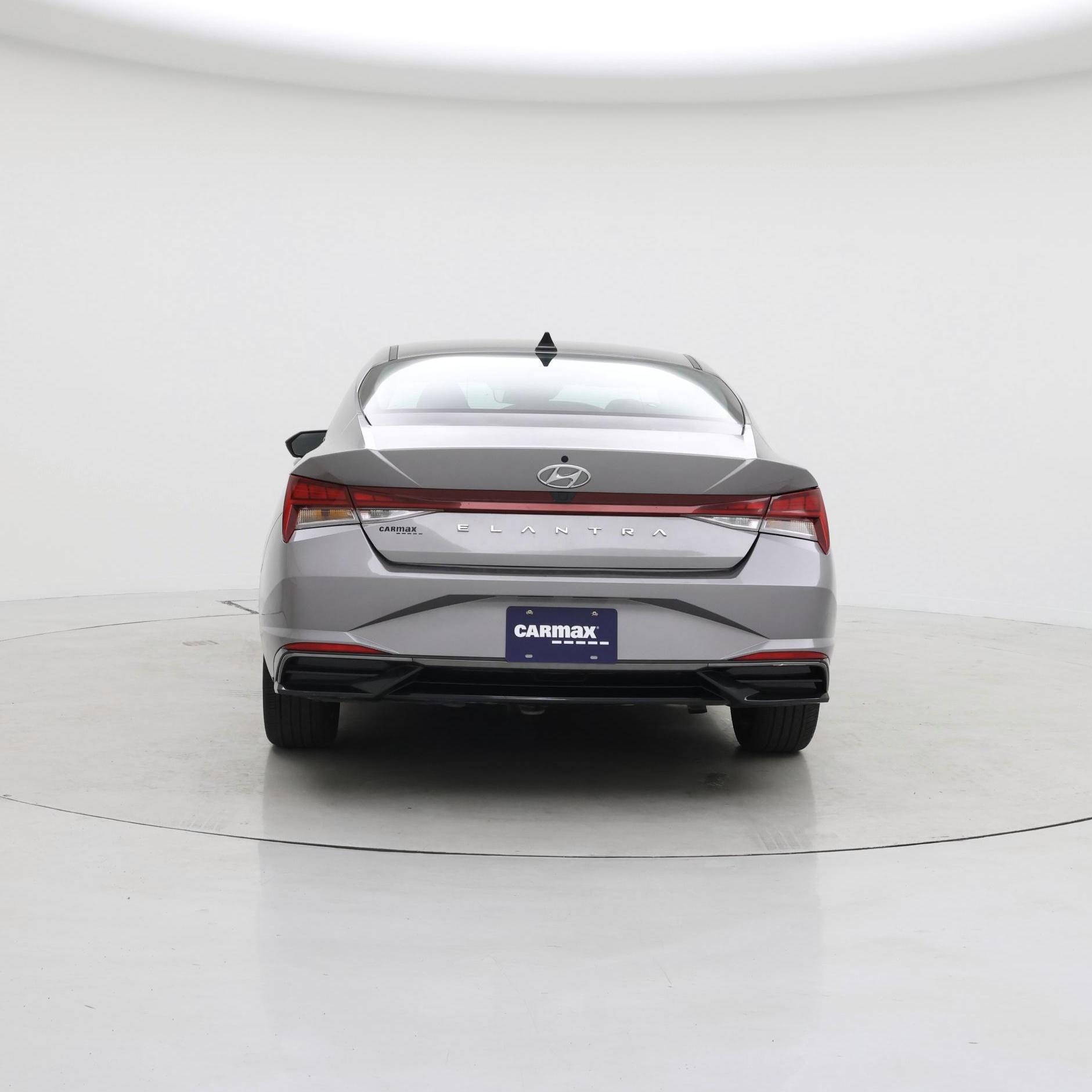 Thumbnail: 2022 Hyundai Elantra - 6