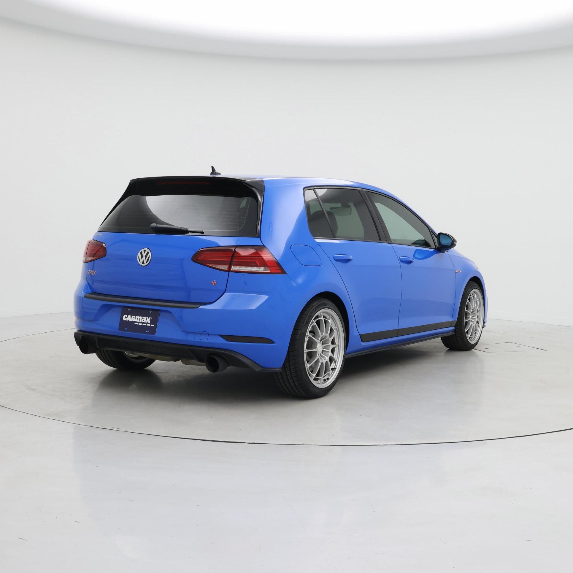 Thumbnail: 2019 Volkswagen Golf - 8