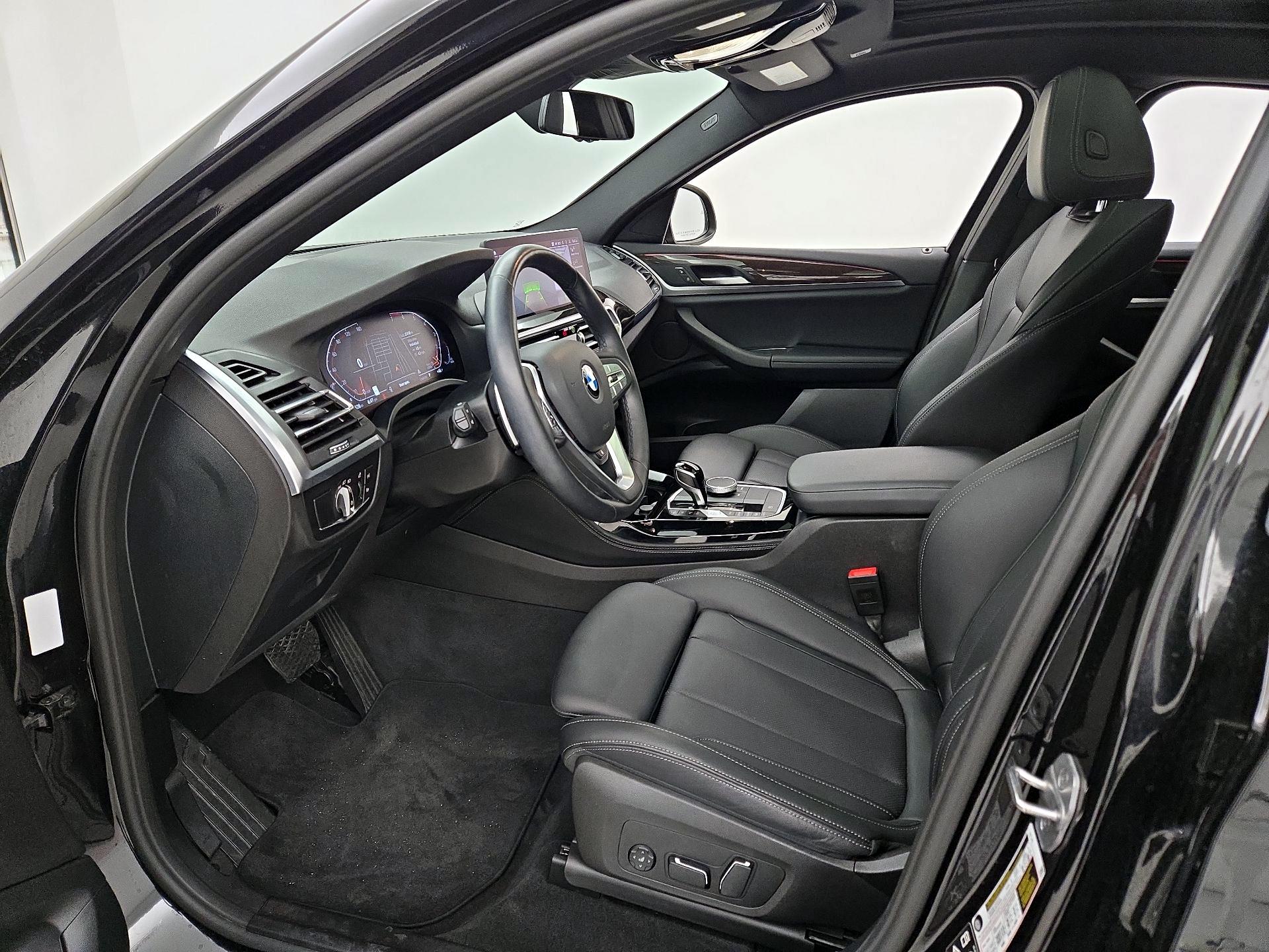 Thumbnail: 2024 BMW X4 - 11