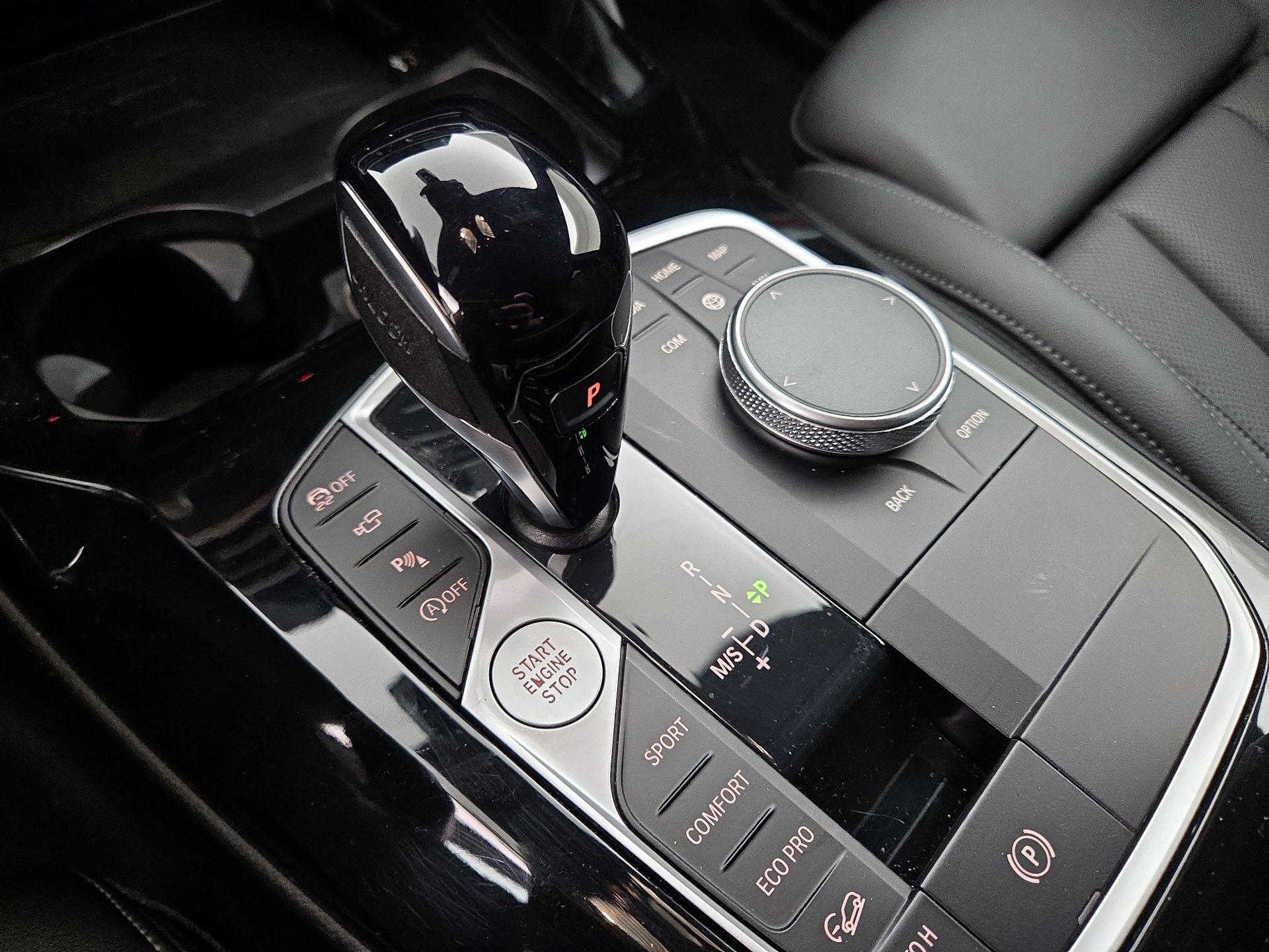 Thumbnail: 2024 BMW X4 - 17