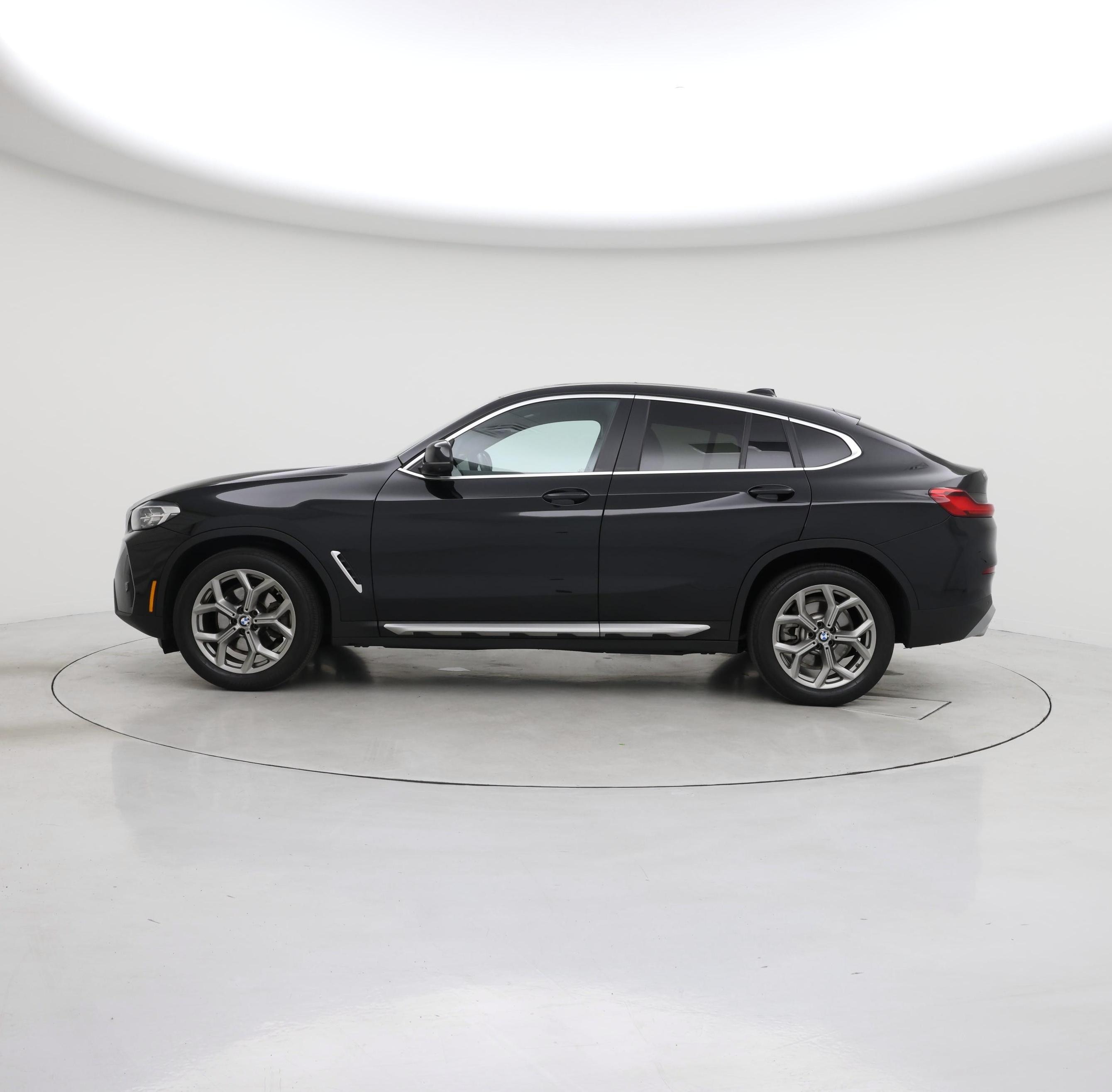 Thumbnail: 2024 BMW X4 - 3