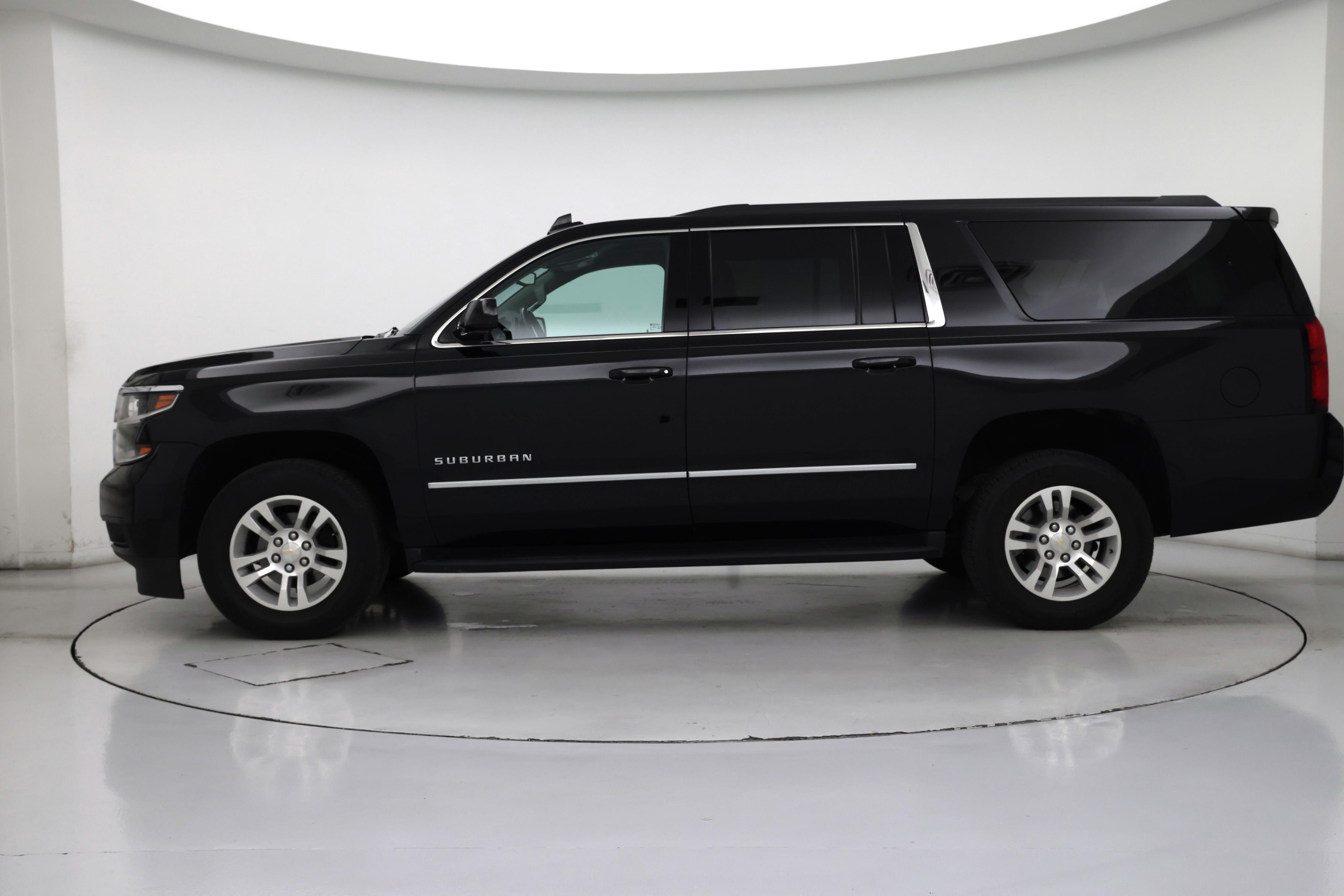 Thumbnail: 2020 Chevrolet Suburban - 3
