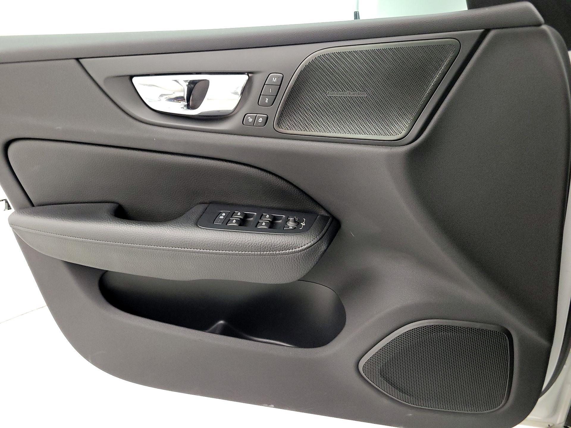 Thumbnail: 2021 Volvo S60 - 12