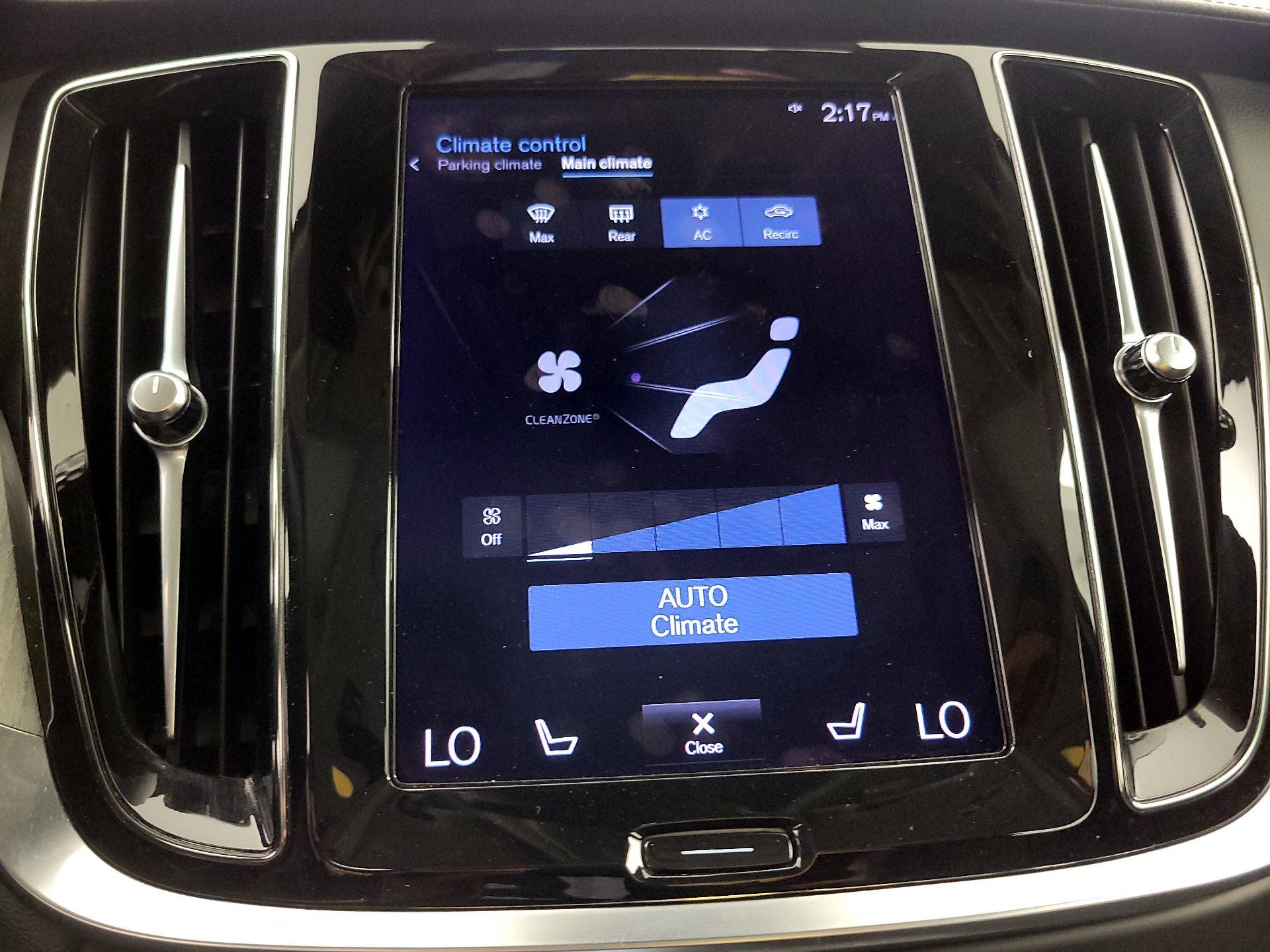 Thumbnail: 2021 Volvo S60 - 16