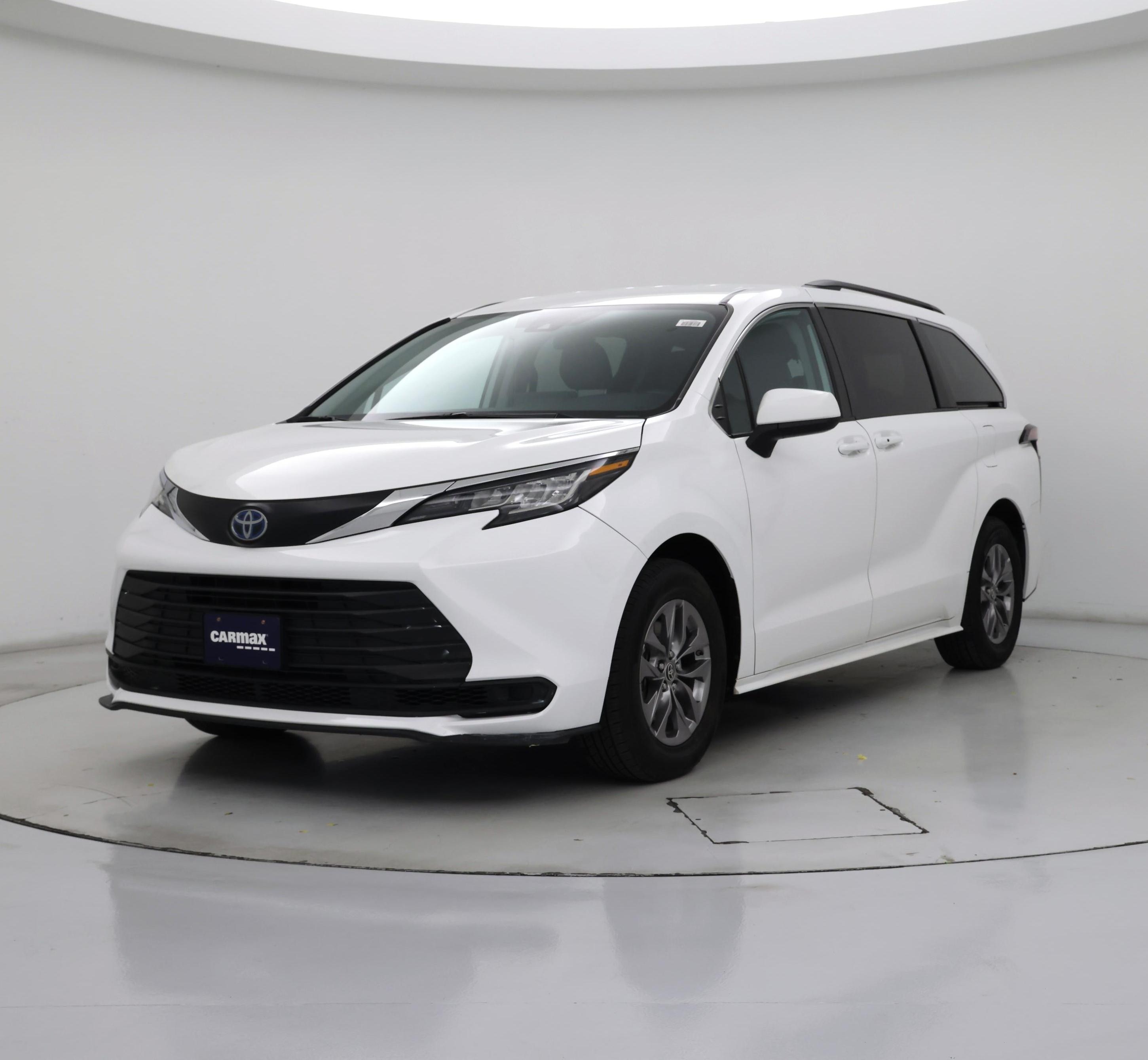 Thumbnail: 2023 Toyota Sienna - 4