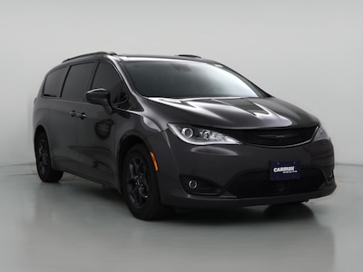 Gray 2020 Chrysler Pacifica Touring L