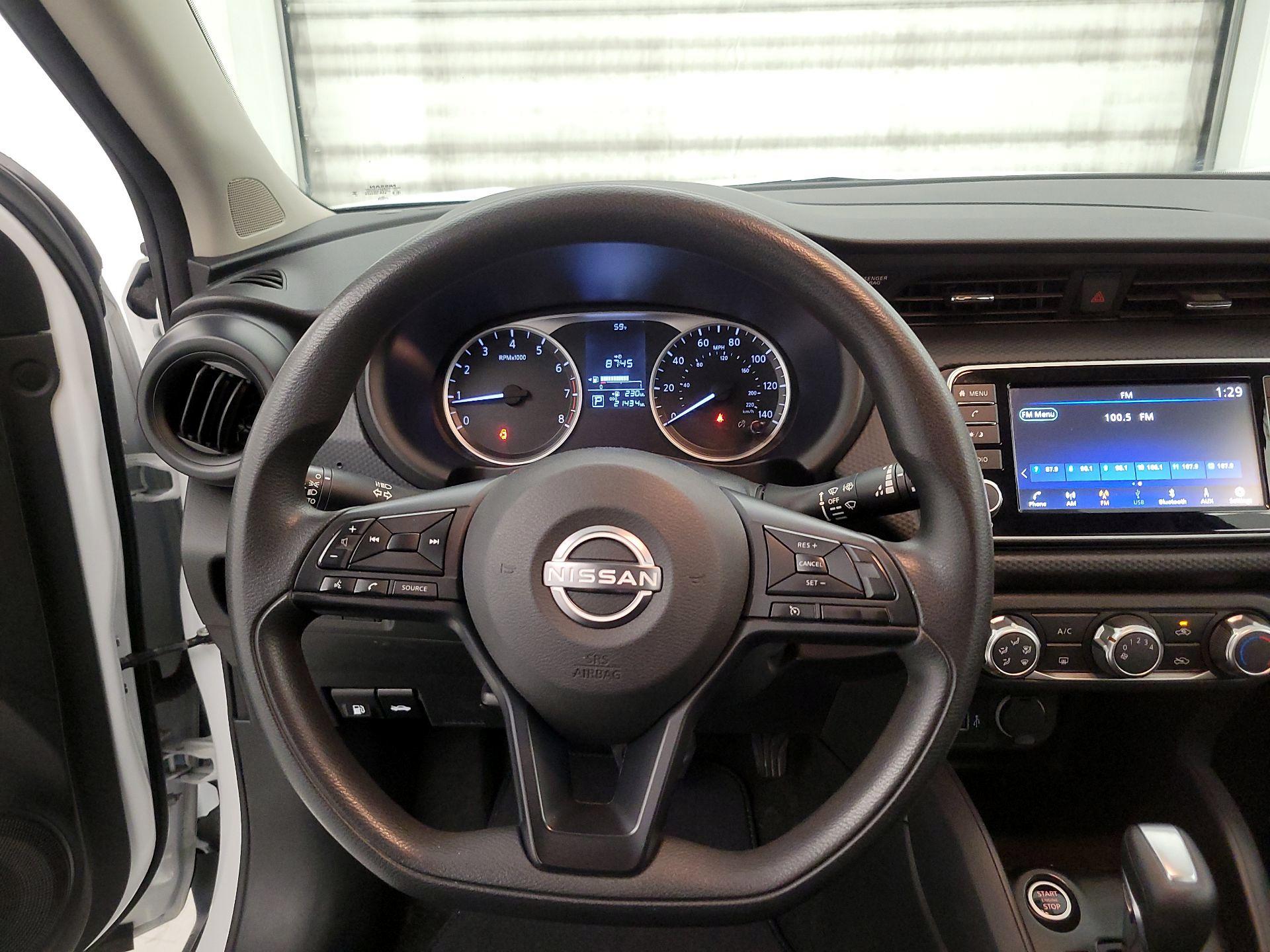 Thumbnail: 2023 Nissan Kicks - 10