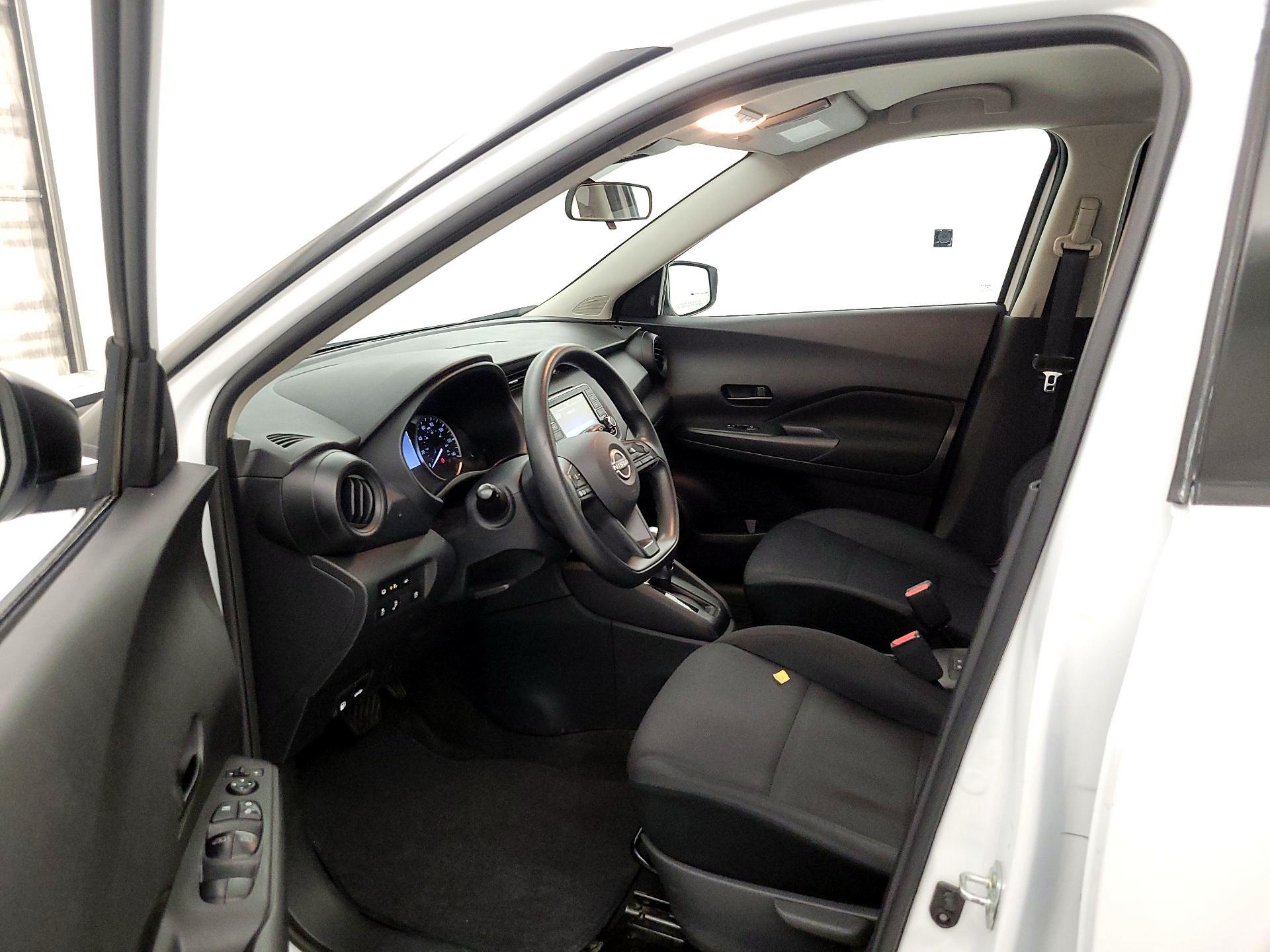 Thumbnail: 2023 Nissan Kicks - 11