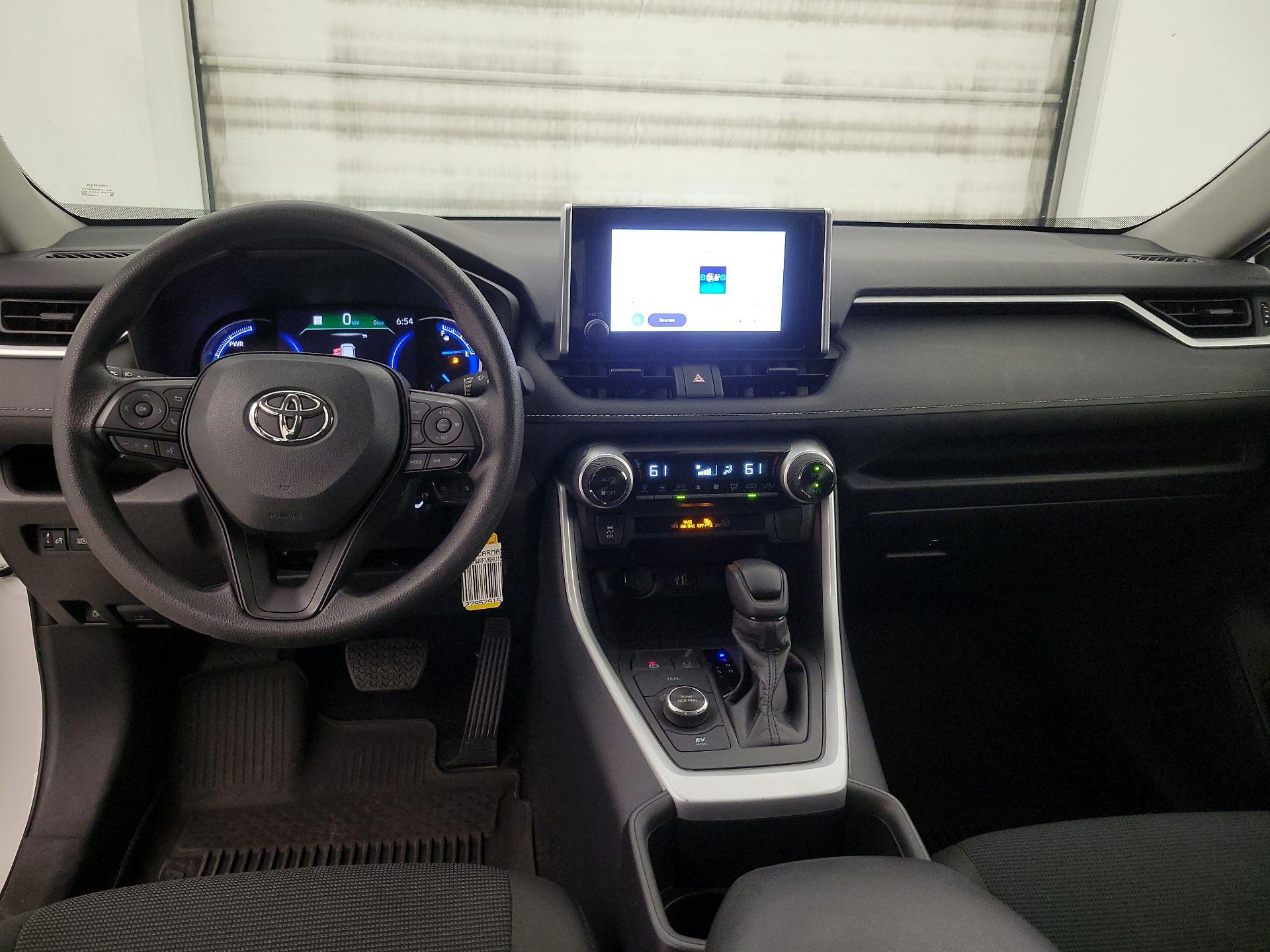 Thumbnail: 2024 Toyota RAV4 - 9