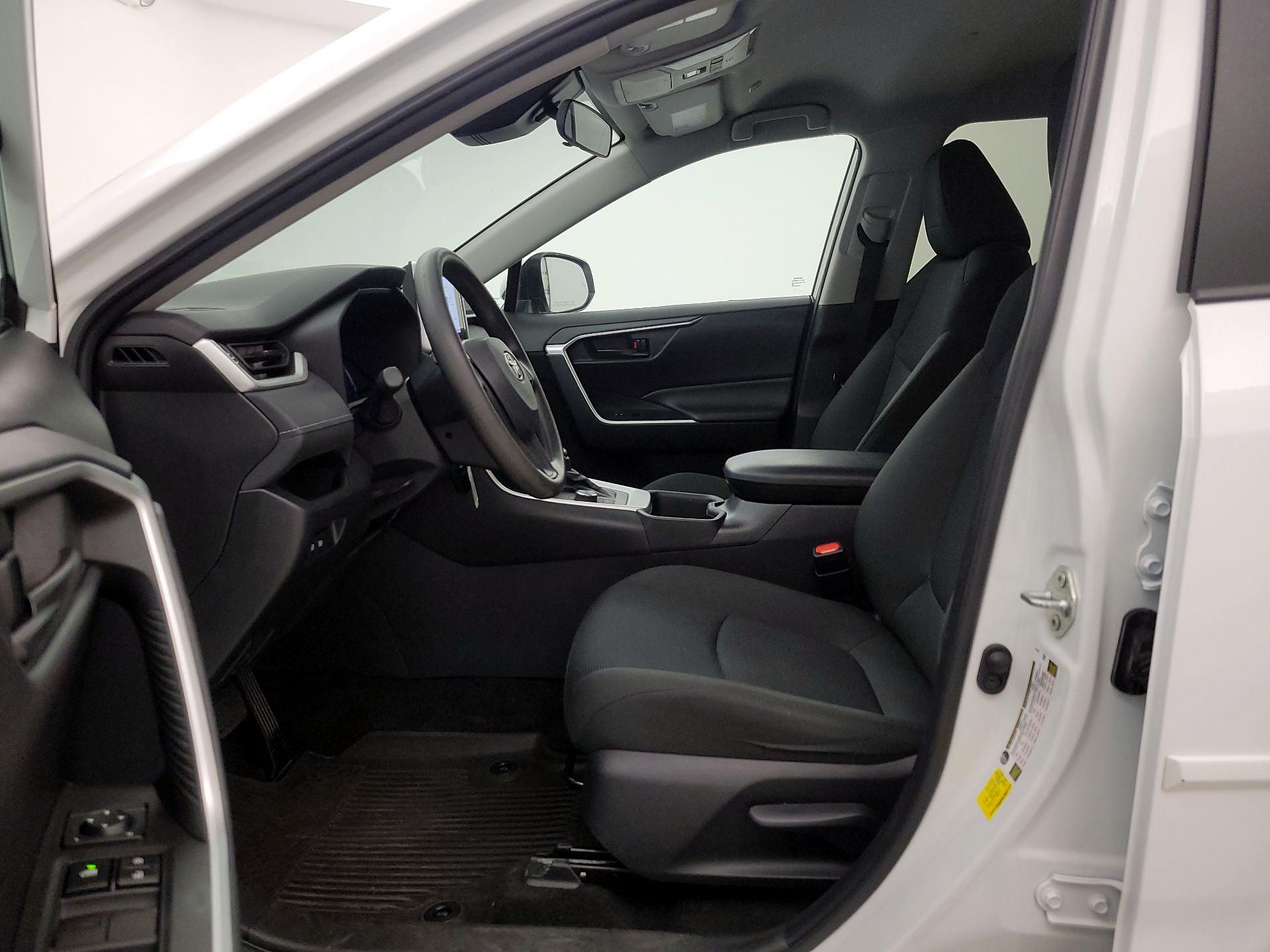 Thumbnail: 2024 Toyota RAV4 - 11