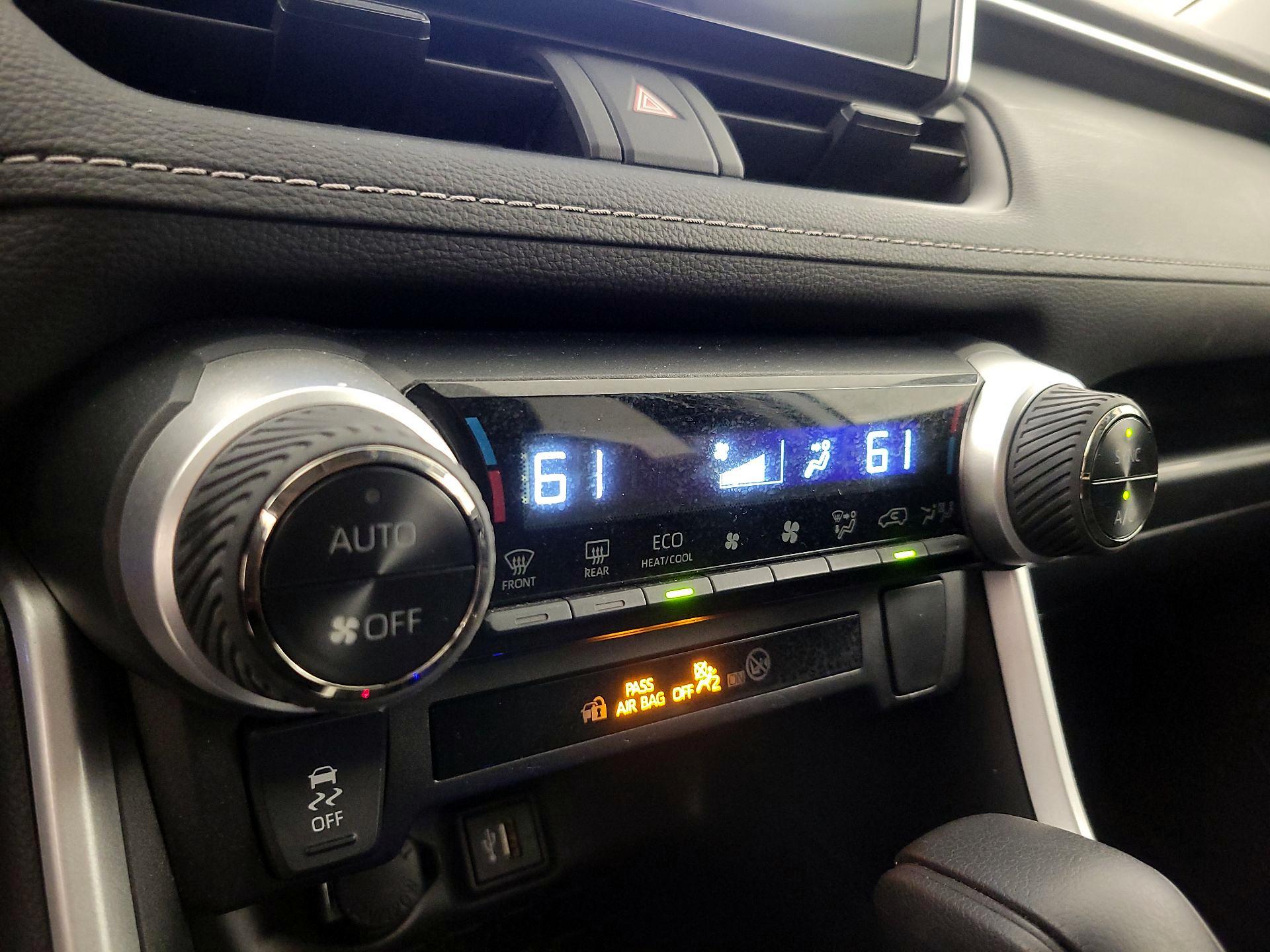 Thumbnail: 2024 Toyota RAV4 - 16