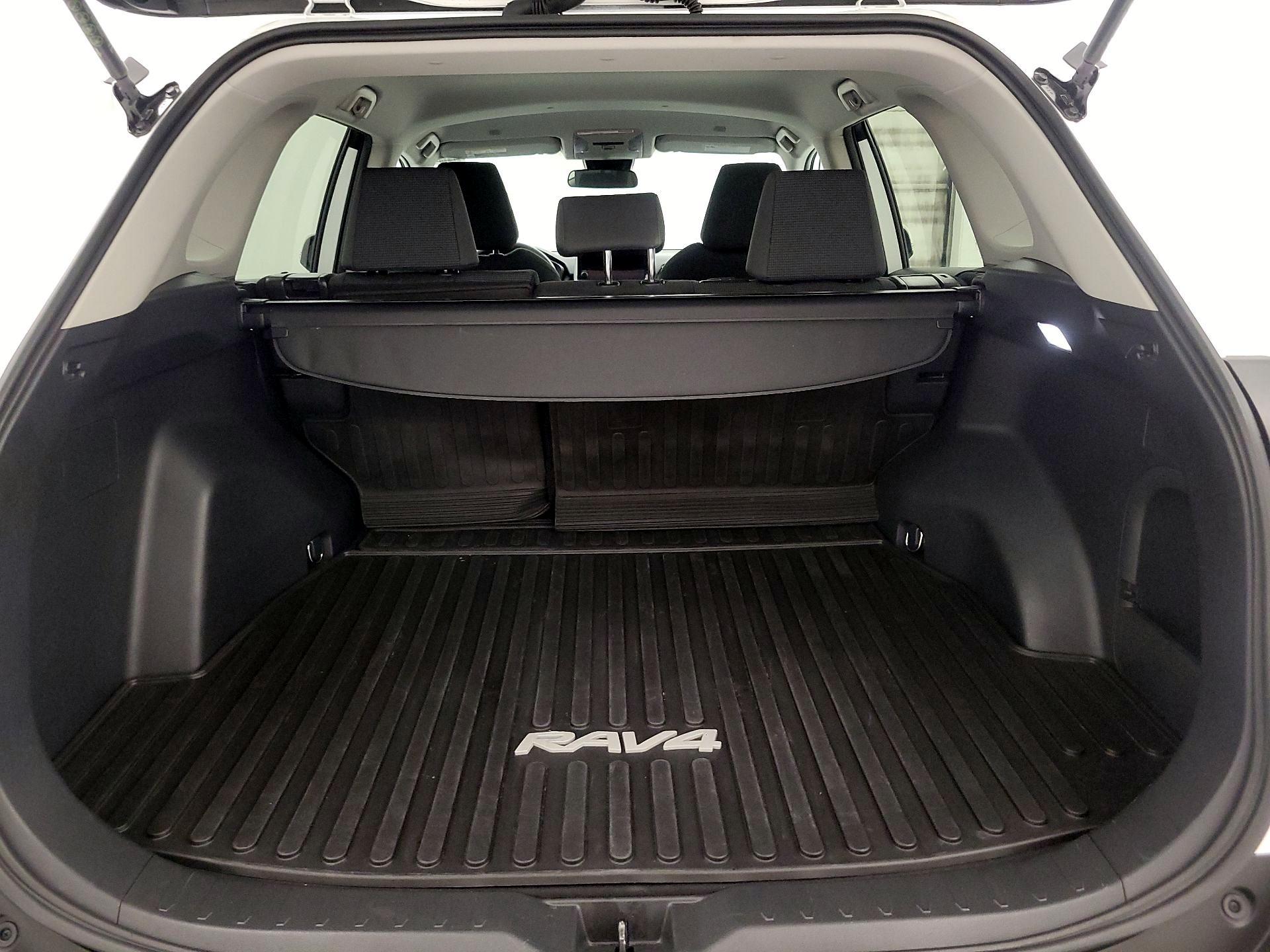 Thumbnail: 2024 Toyota RAV4 - 20