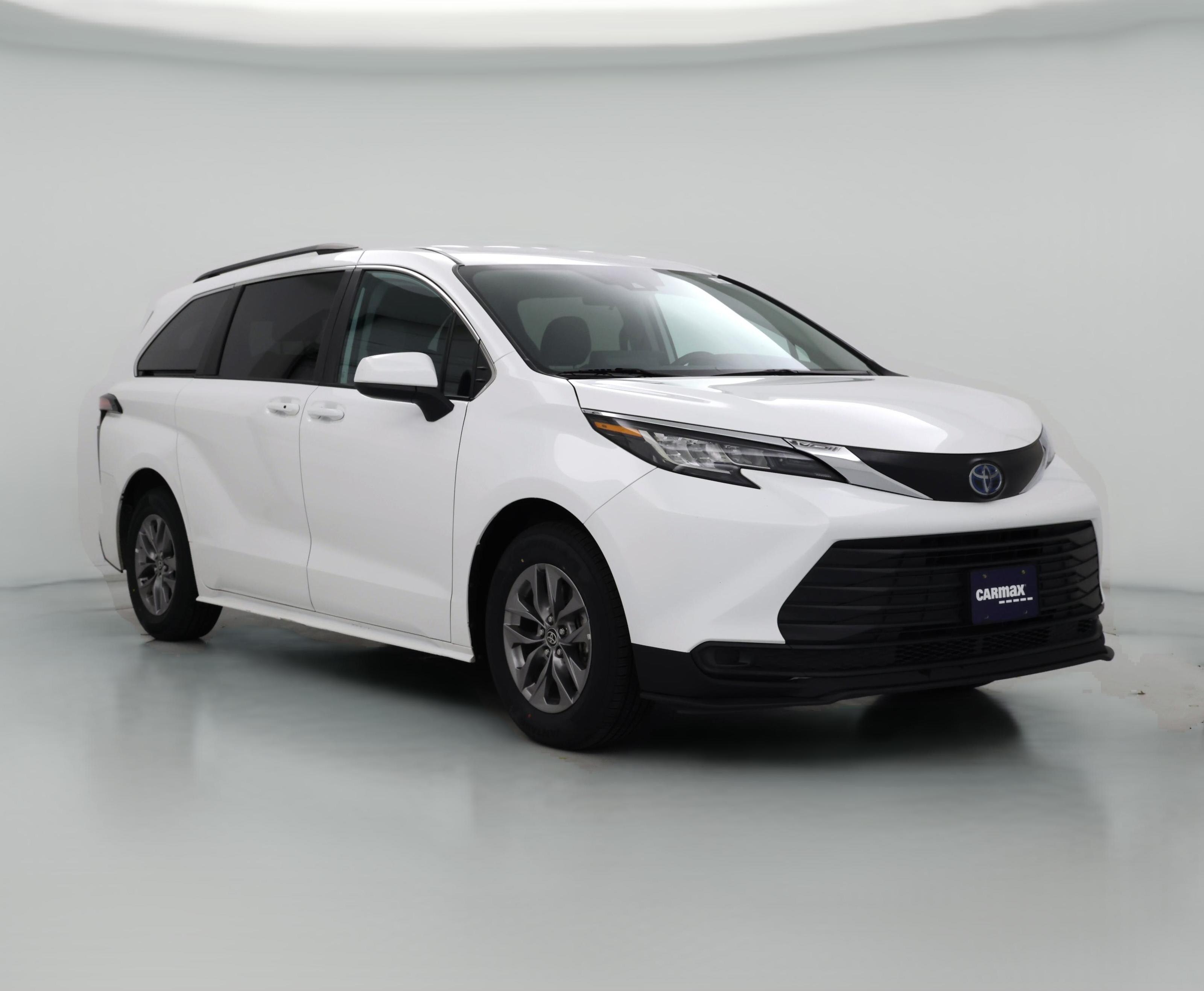 Thumbnail: 2023 Toyota Sienna - 1
