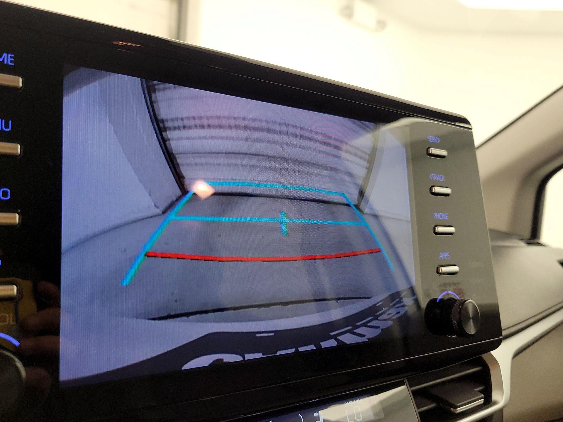 Thumbnail: 2023 Toyota Sienna - 14