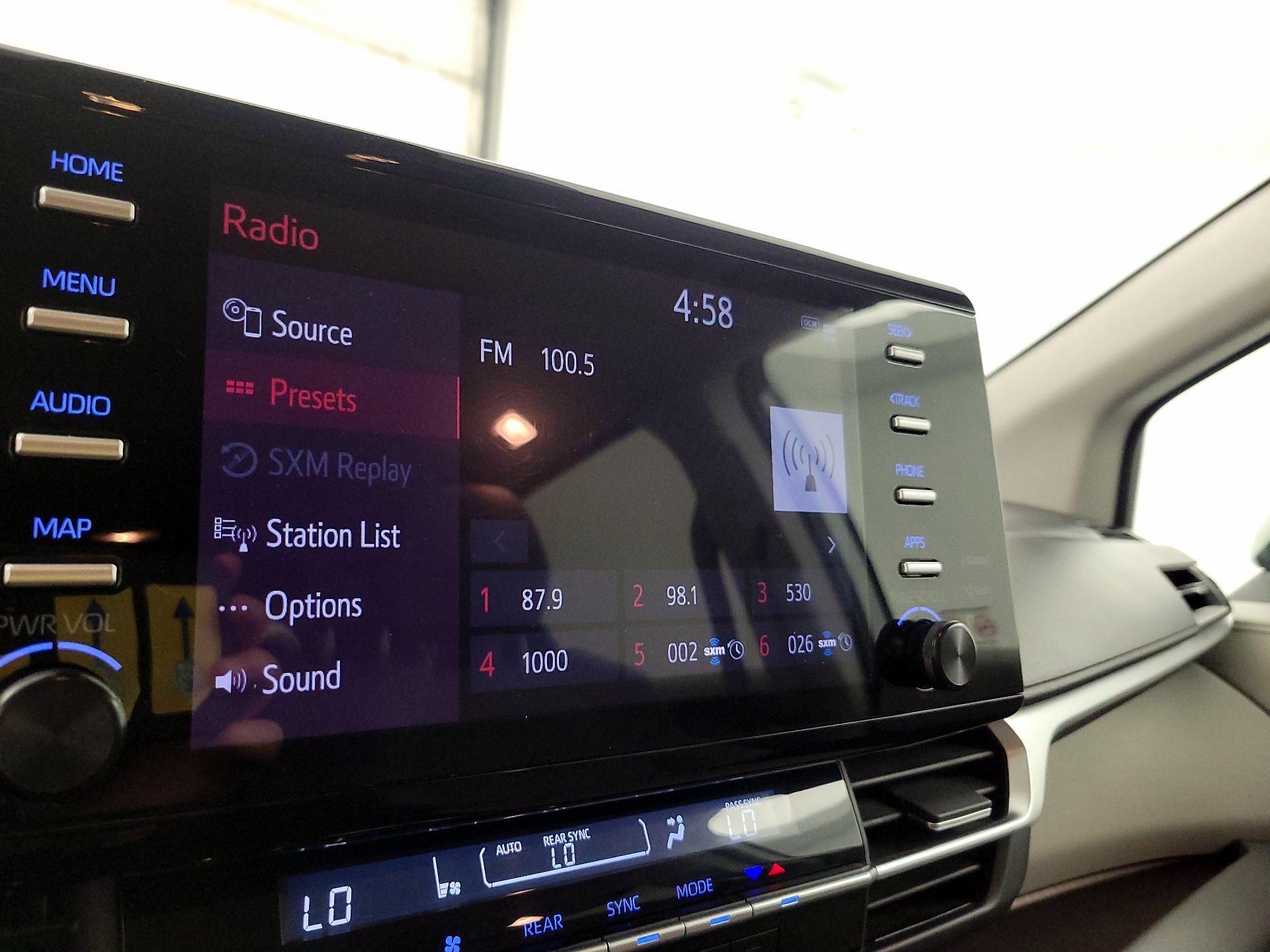 Thumbnail: 2023 Toyota Sienna - 15