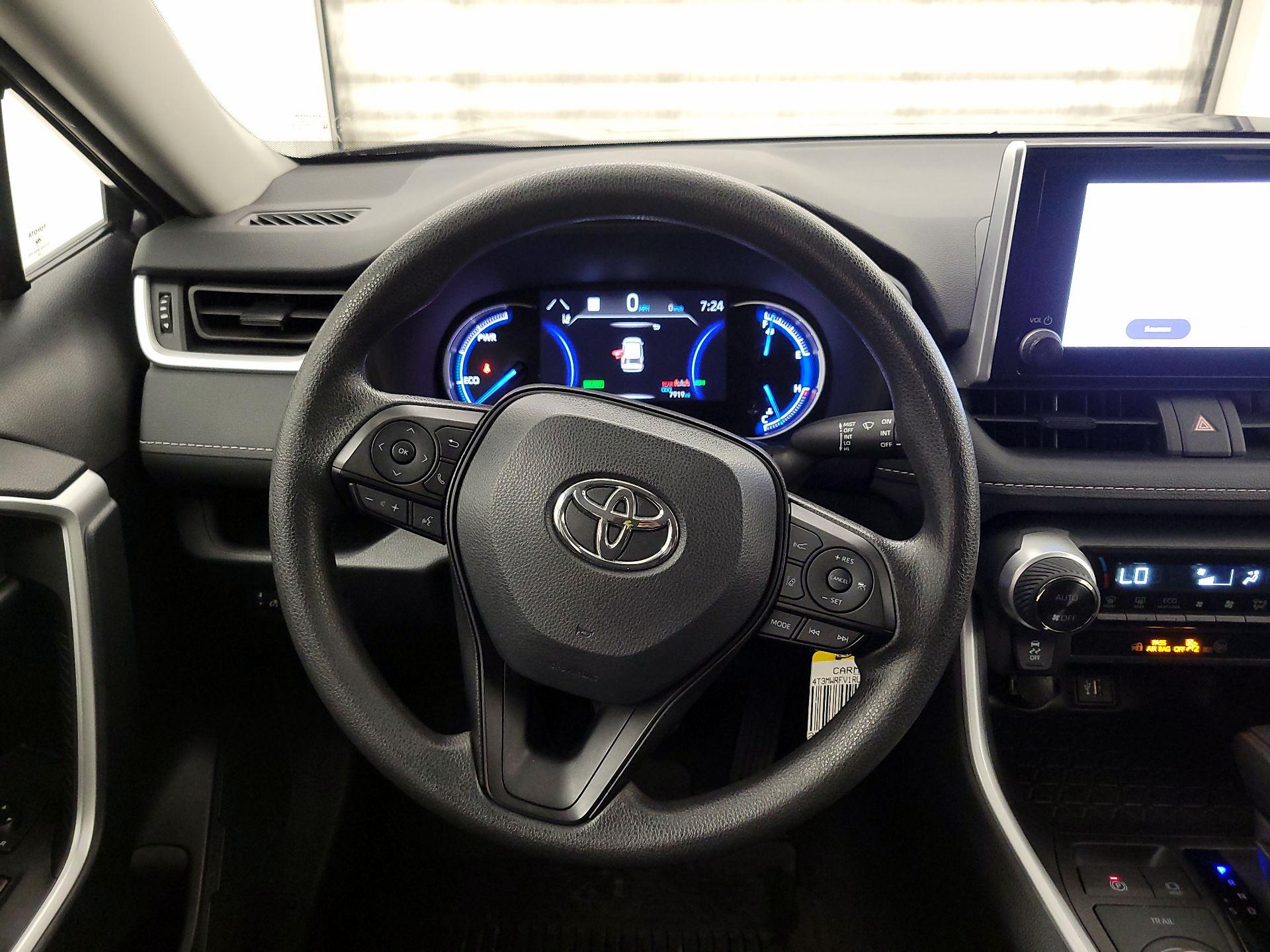 Thumbnail: 2024 Toyota RAV4 - 10