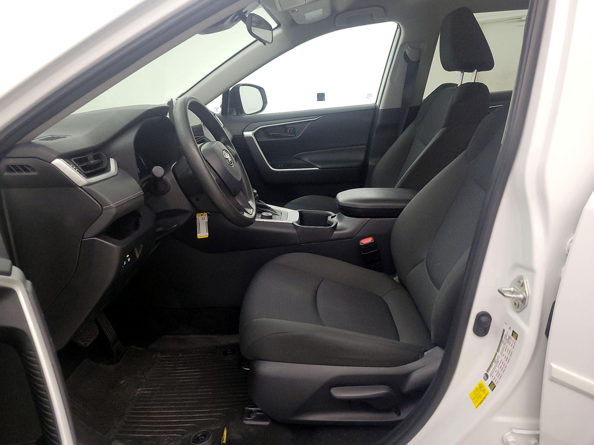 Thumbnail: 2024 Toyota RAV4 - 11