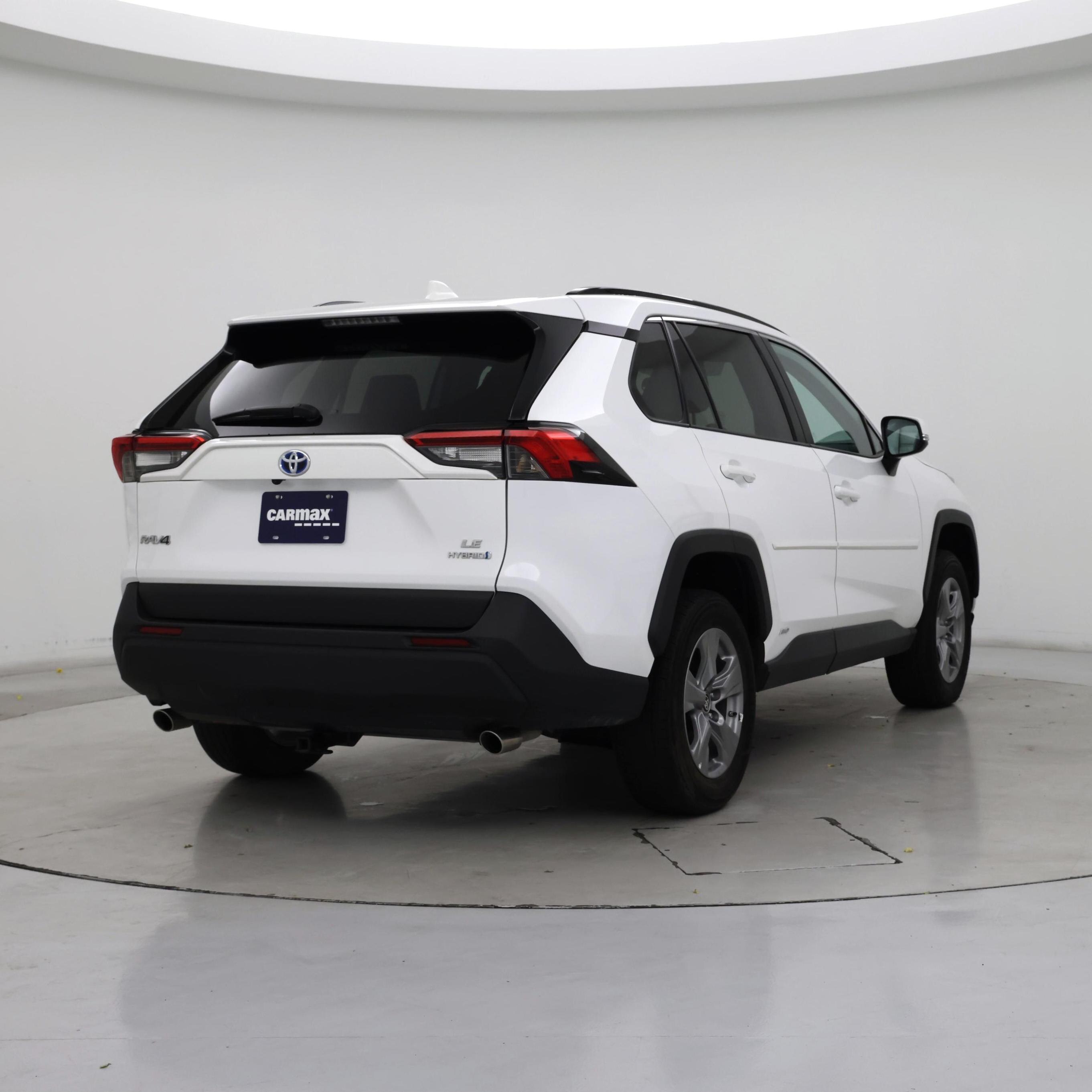 Thumbnail: 2024 Toyota RAV4 - 8