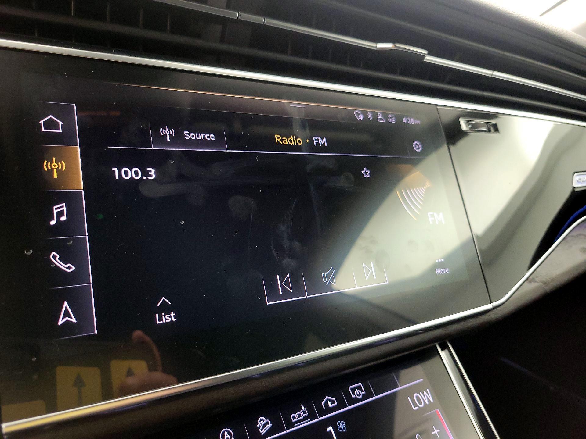 Thumbnail: 2020 Audi Q8 - 16