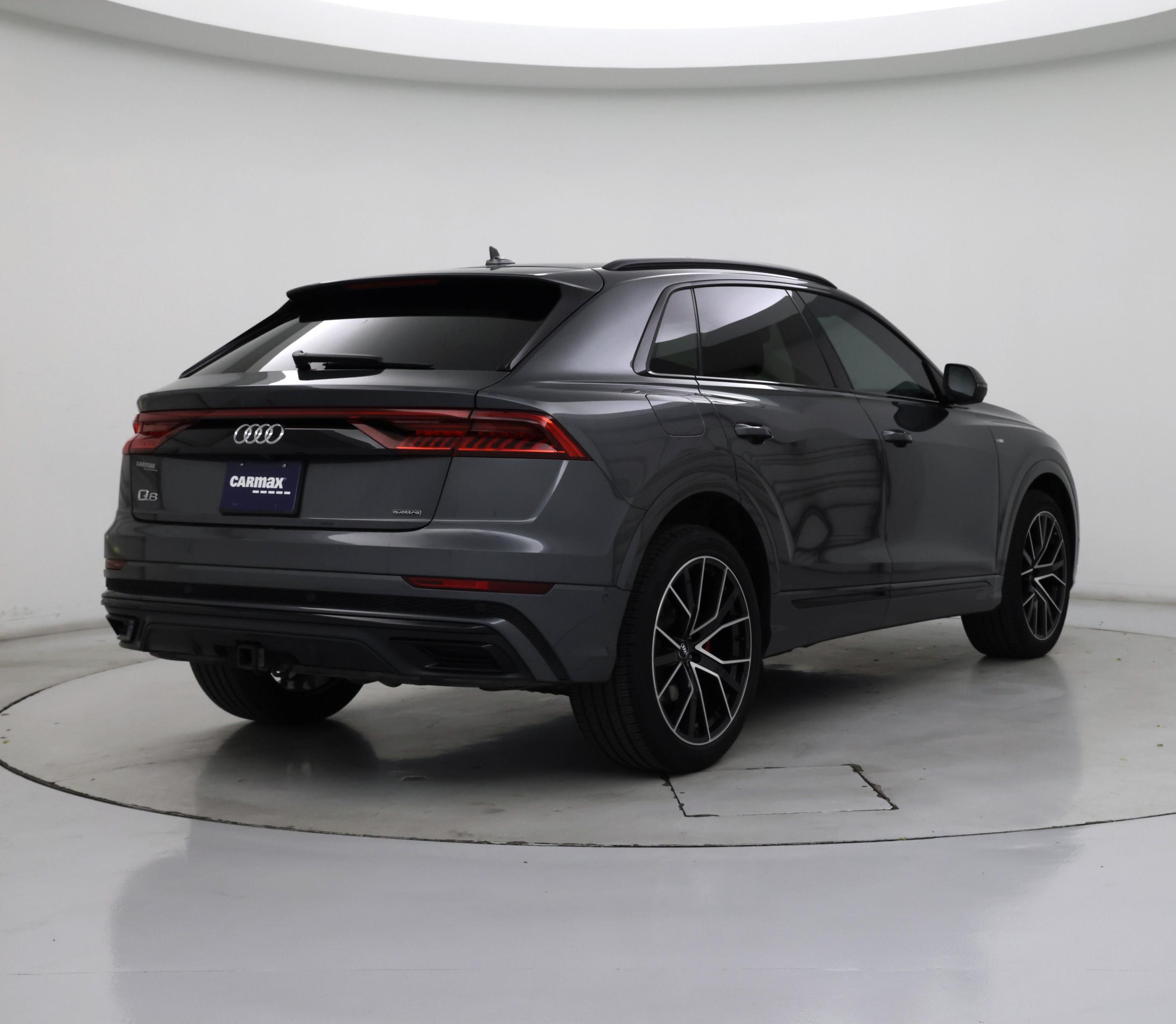 Thumbnail: 2020 Audi Q8 - 8
