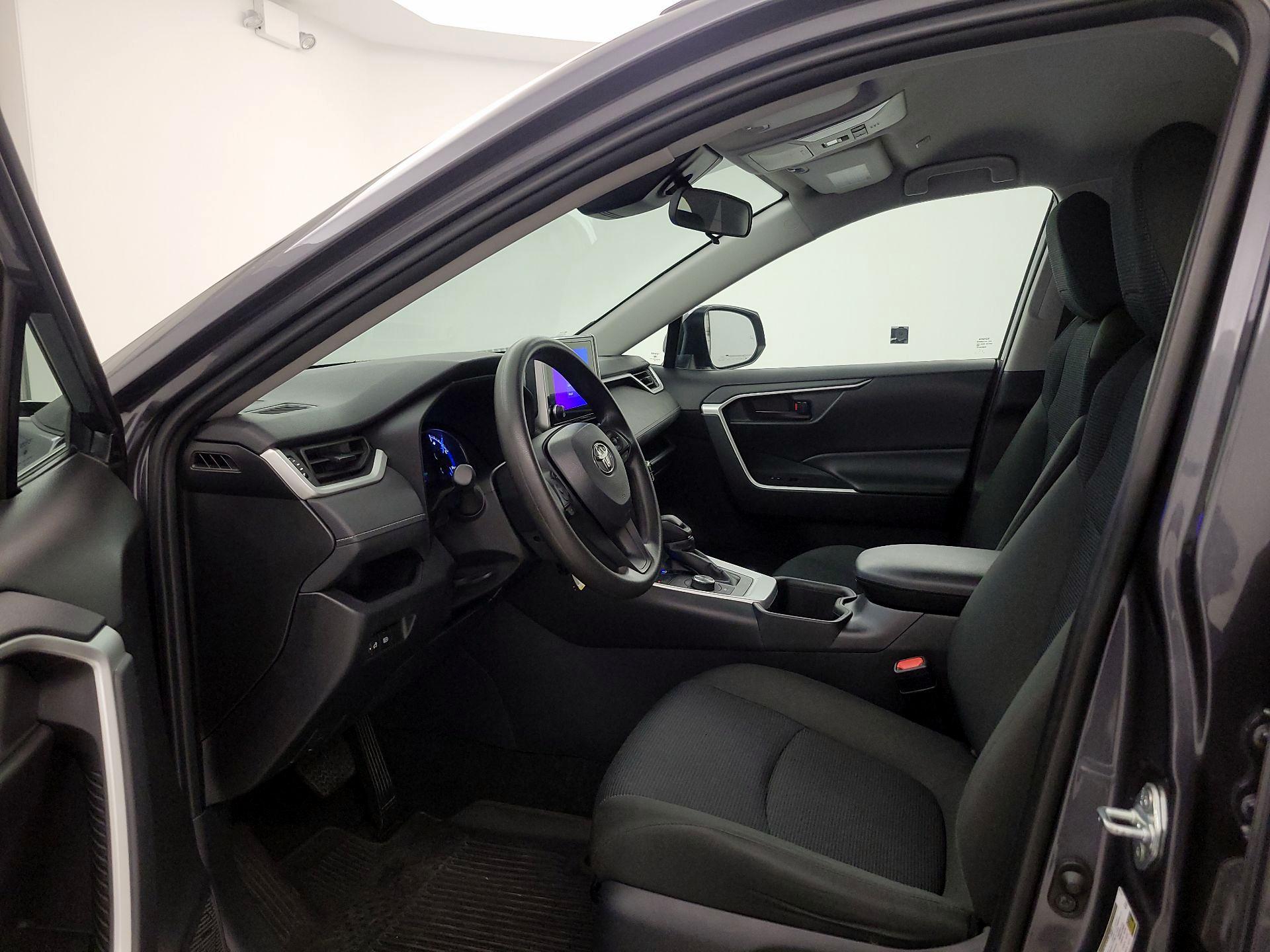 Thumbnail: 2024 Toyota RAV4 - 11