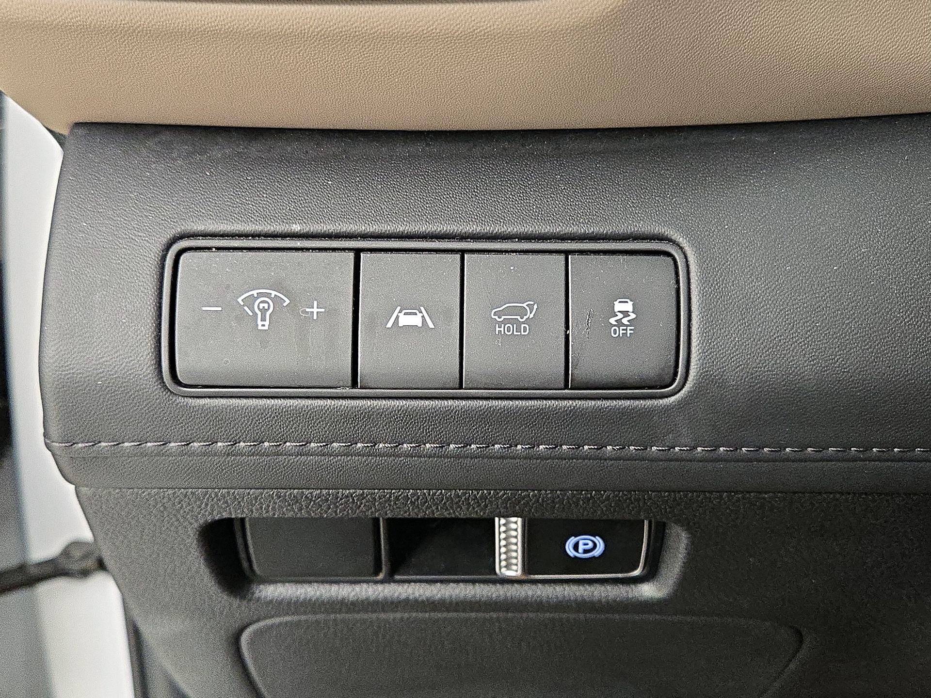 Thumbnail: 2023 Hyundai Santa Fe - 13