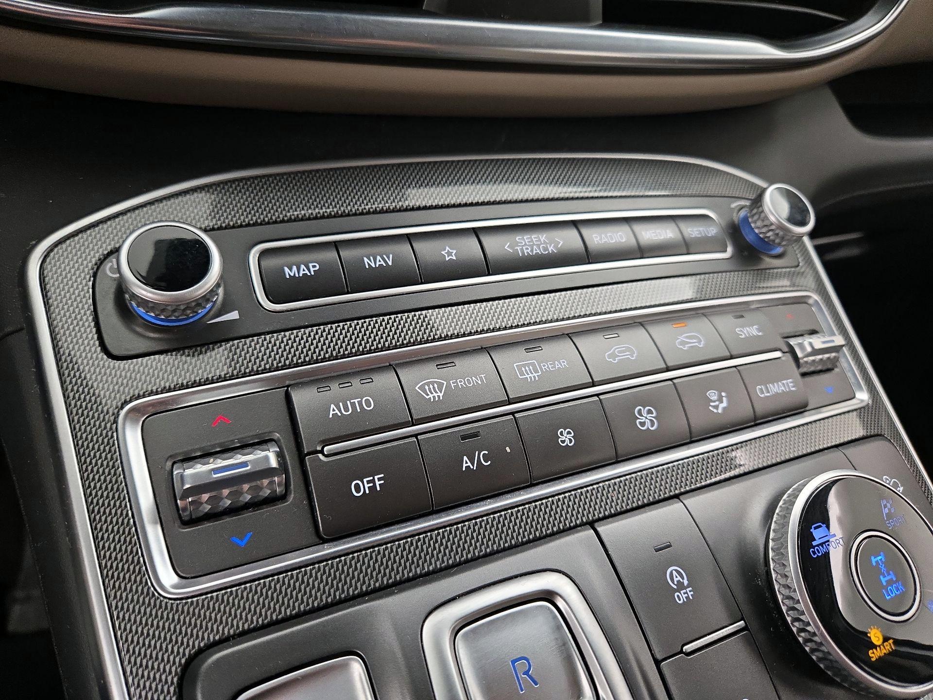 Thumbnail: 2023 Hyundai Santa Fe - 16