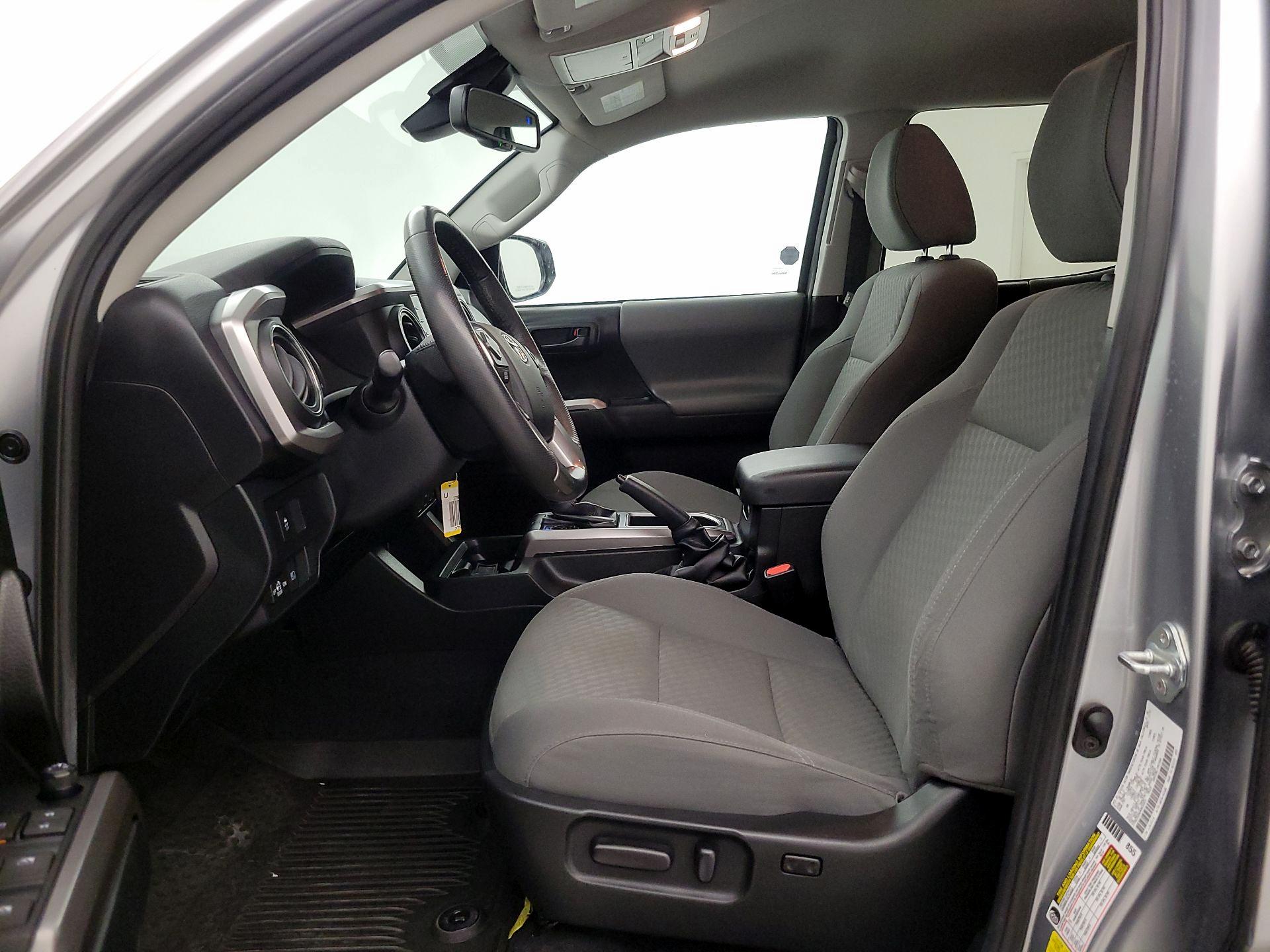 Thumbnail: 2022 Toyota Tacoma - 11