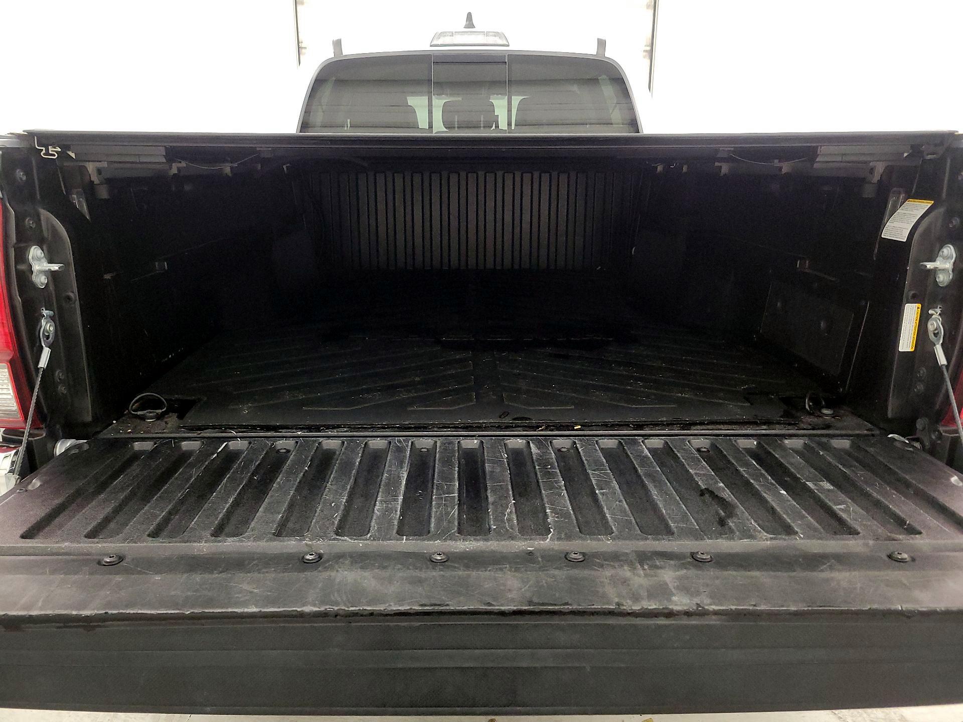 Thumbnail: 2022 Toyota Tacoma - 20