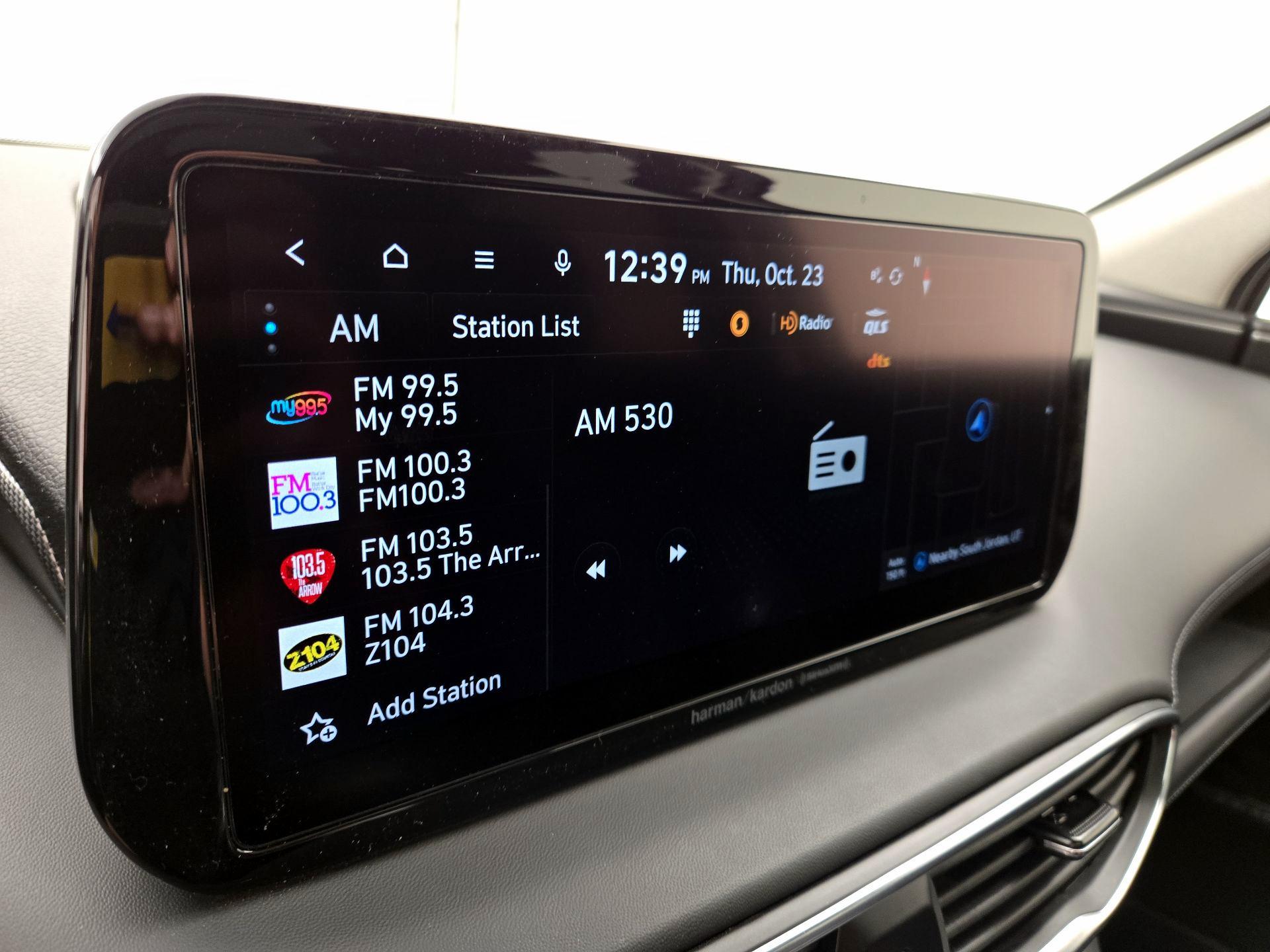 Thumbnail: 2023 Hyundai Santa Fe - 16