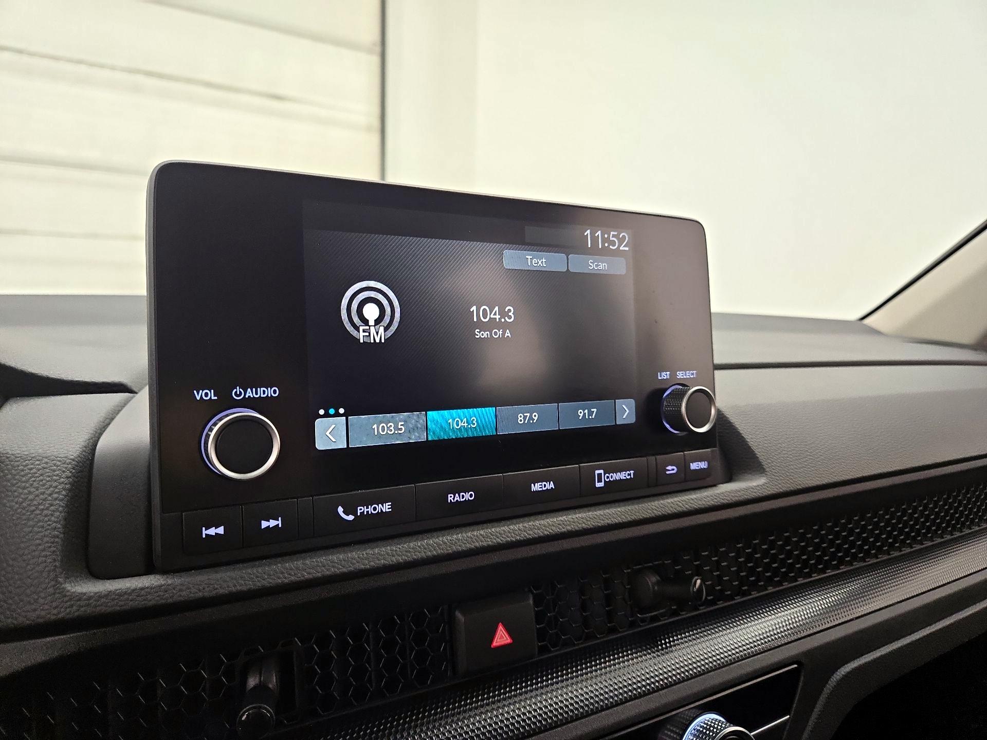 Thumbnail: 2024 Honda CR-V - 15