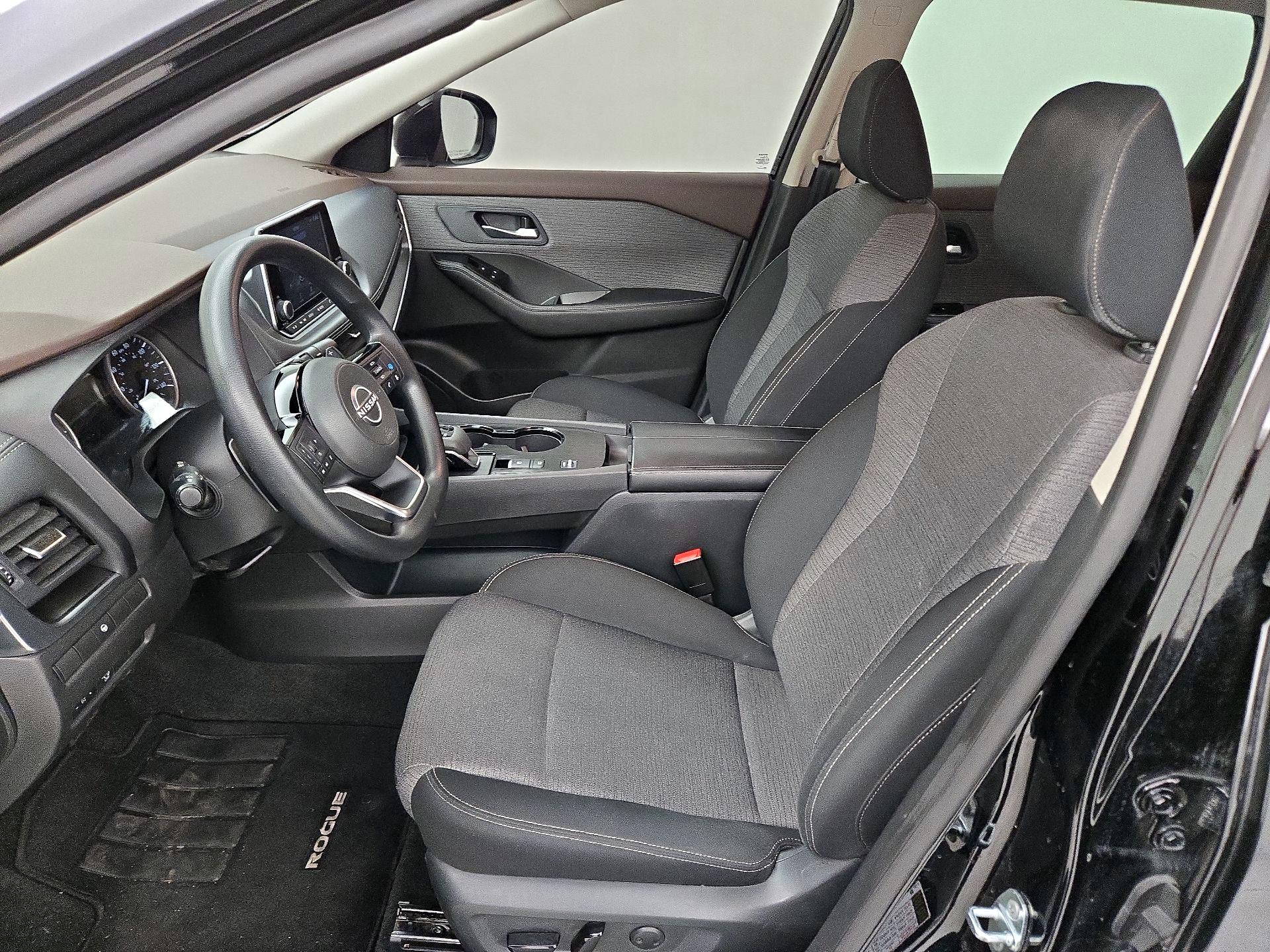 Thumbnail: 2023 Nissan Rogue - 11