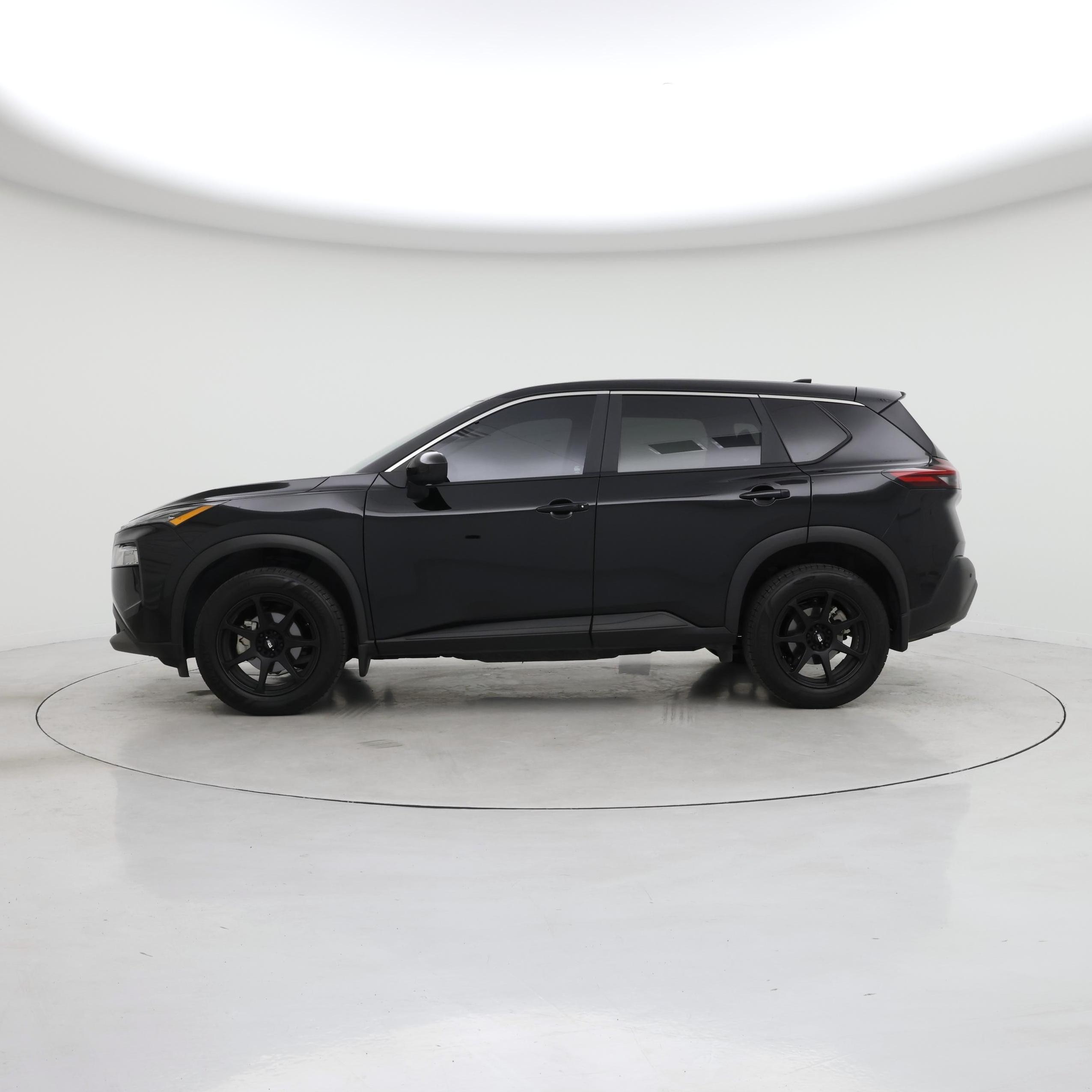 Thumbnail: 2023 Nissan Rogue - 3