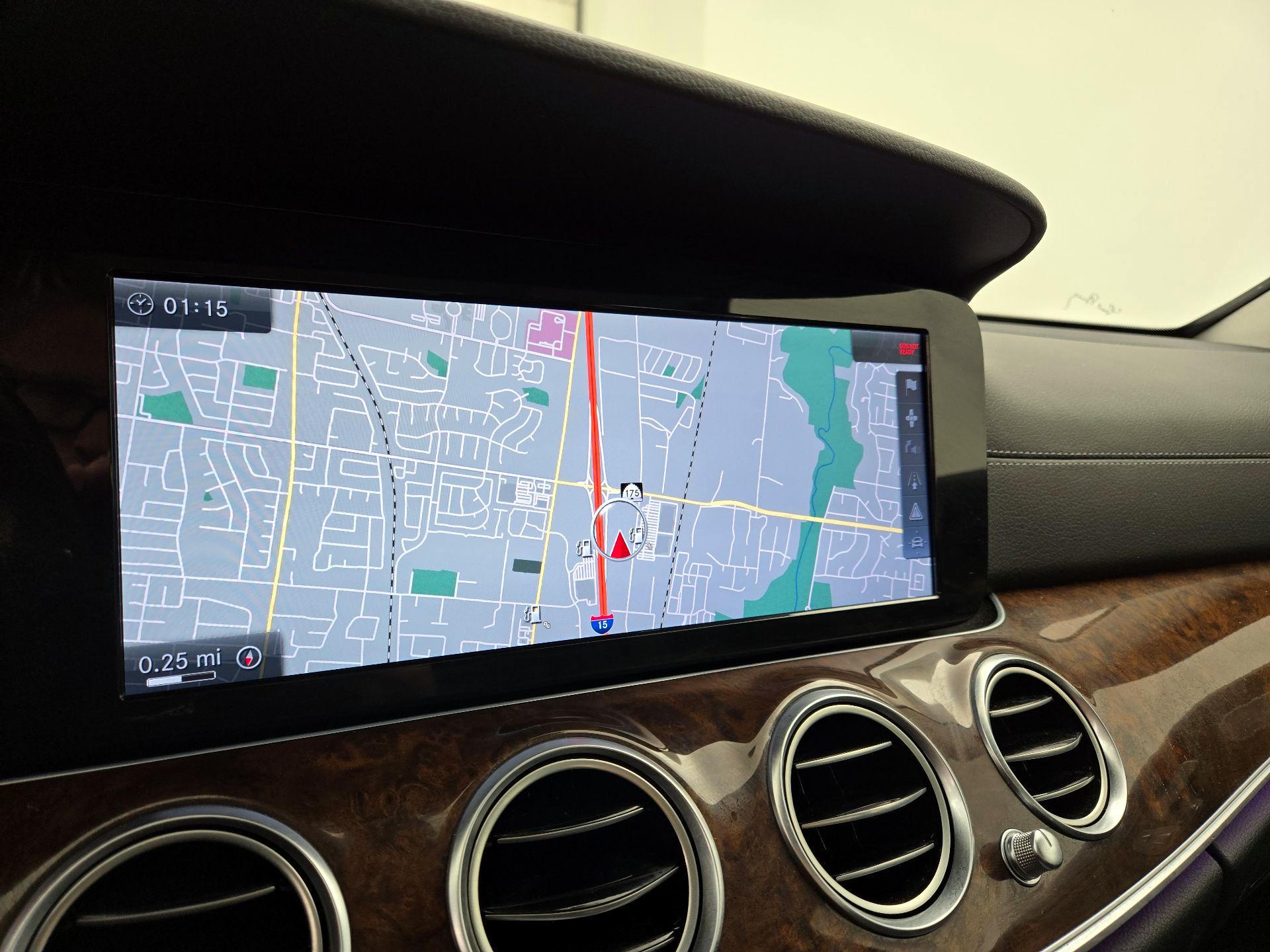 Thumbnail: 2017 Mercedes-Benz E-Class - 14