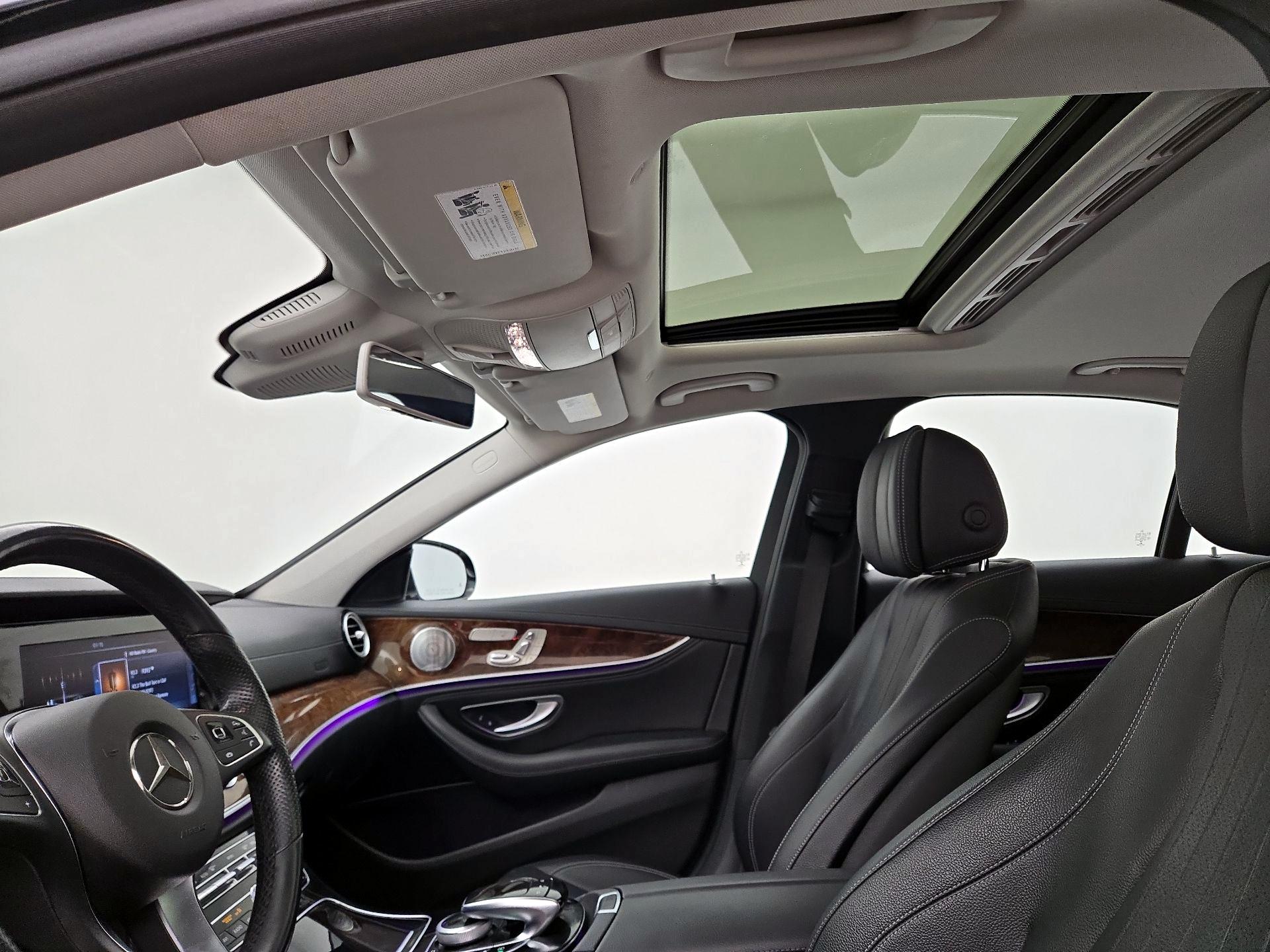 Thumbnail: 2017 Mercedes-Benz E-Class - 20