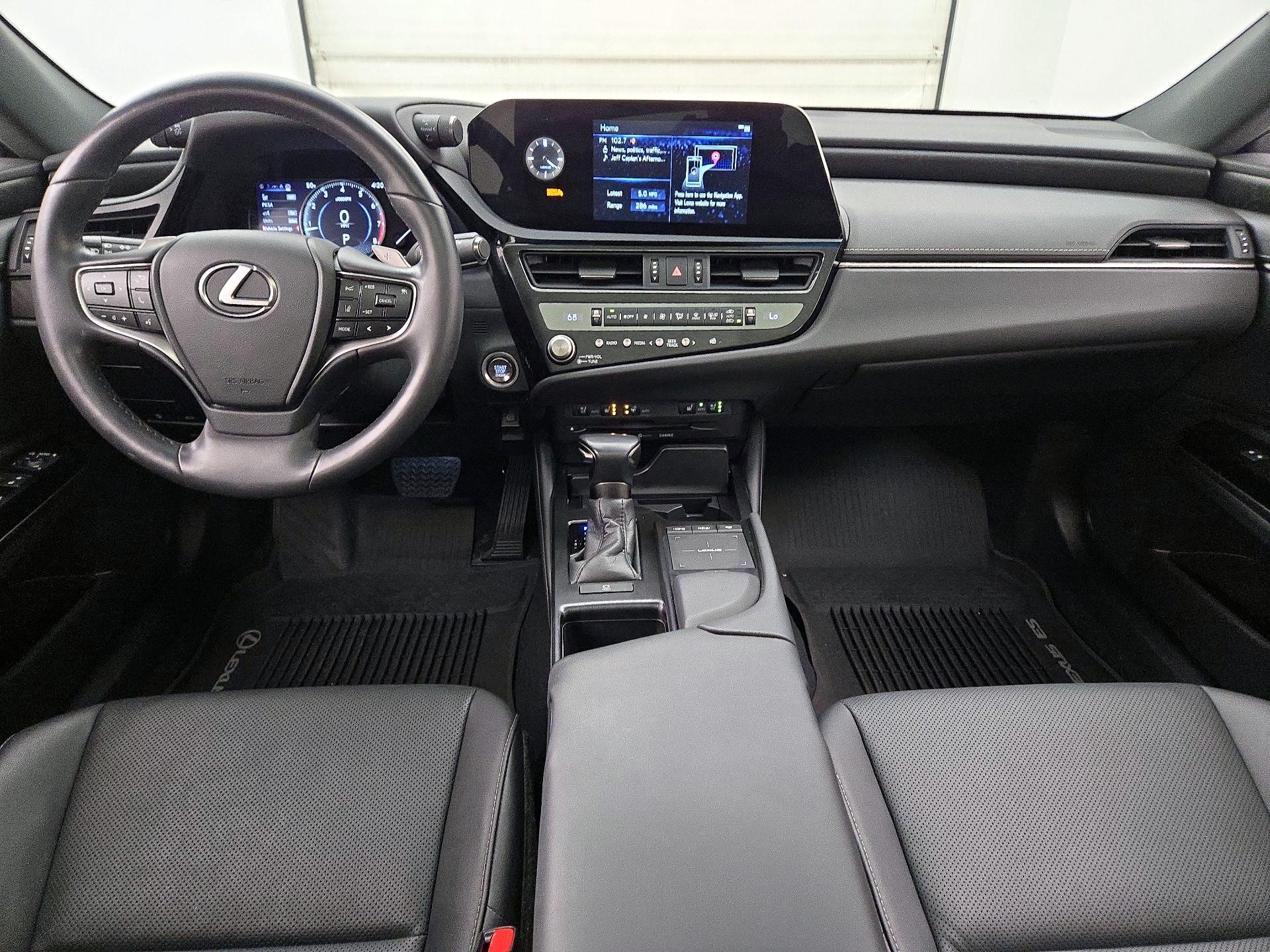 Thumbnail: 2022 Lexus ES - 9