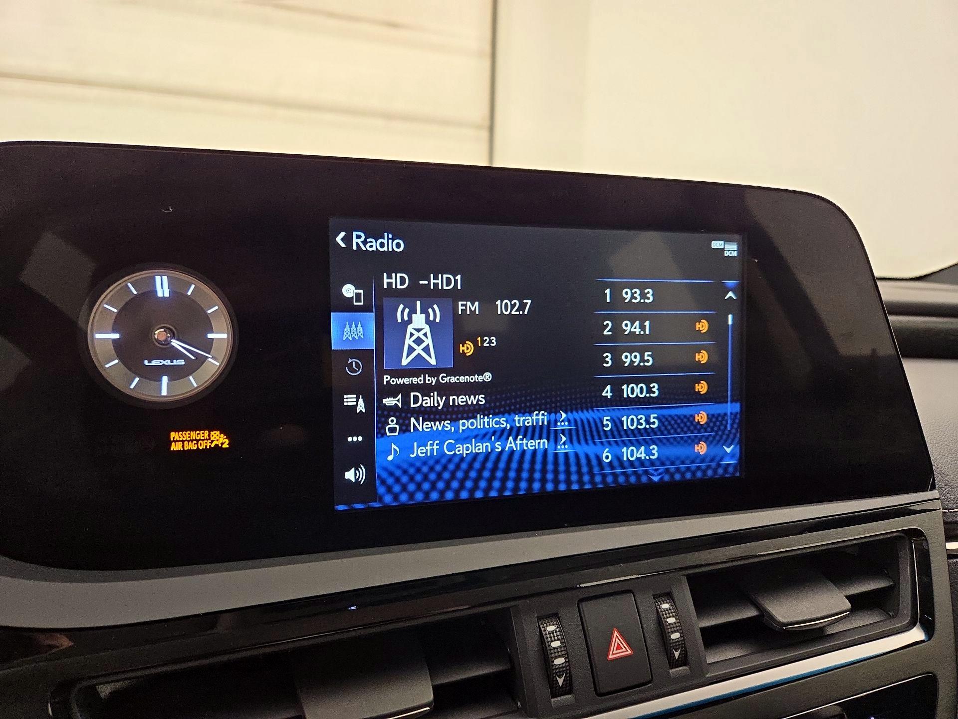 Thumbnail: 2022 Lexus ES - 15