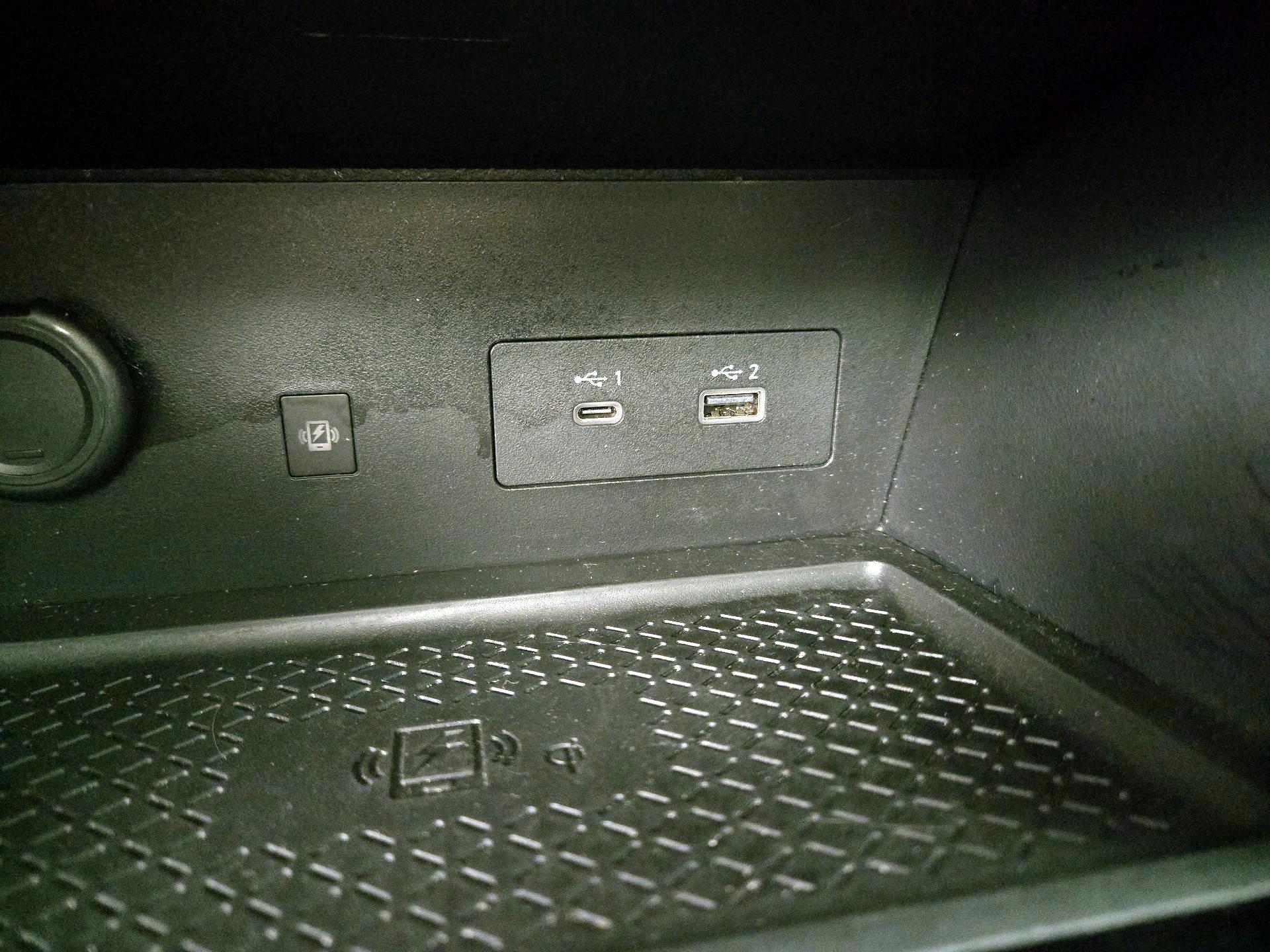 Thumbnail: 2023 Nissan Pathfinder - 19