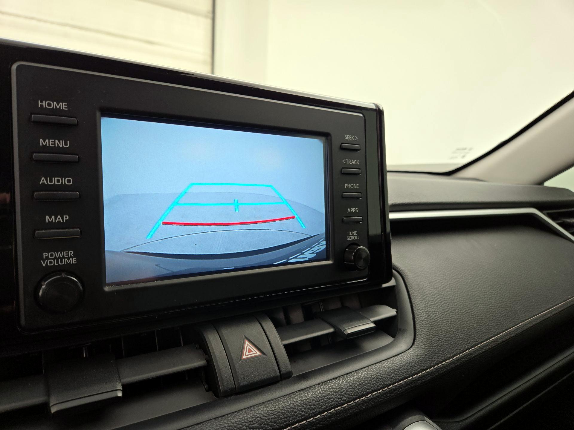 Thumbnail: 2019 Toyota RAV4 - 14