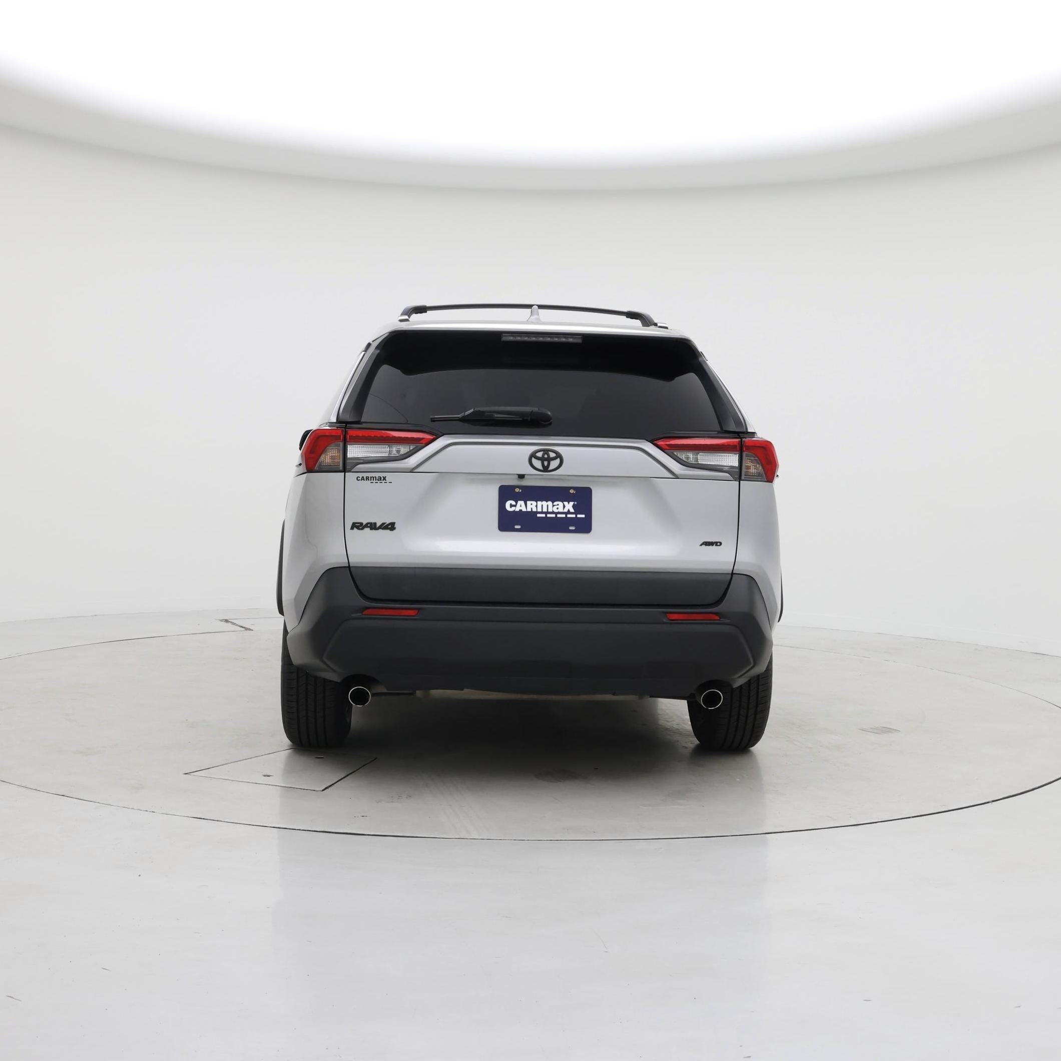 Thumbnail: 2019 Toyota RAV4 - 6