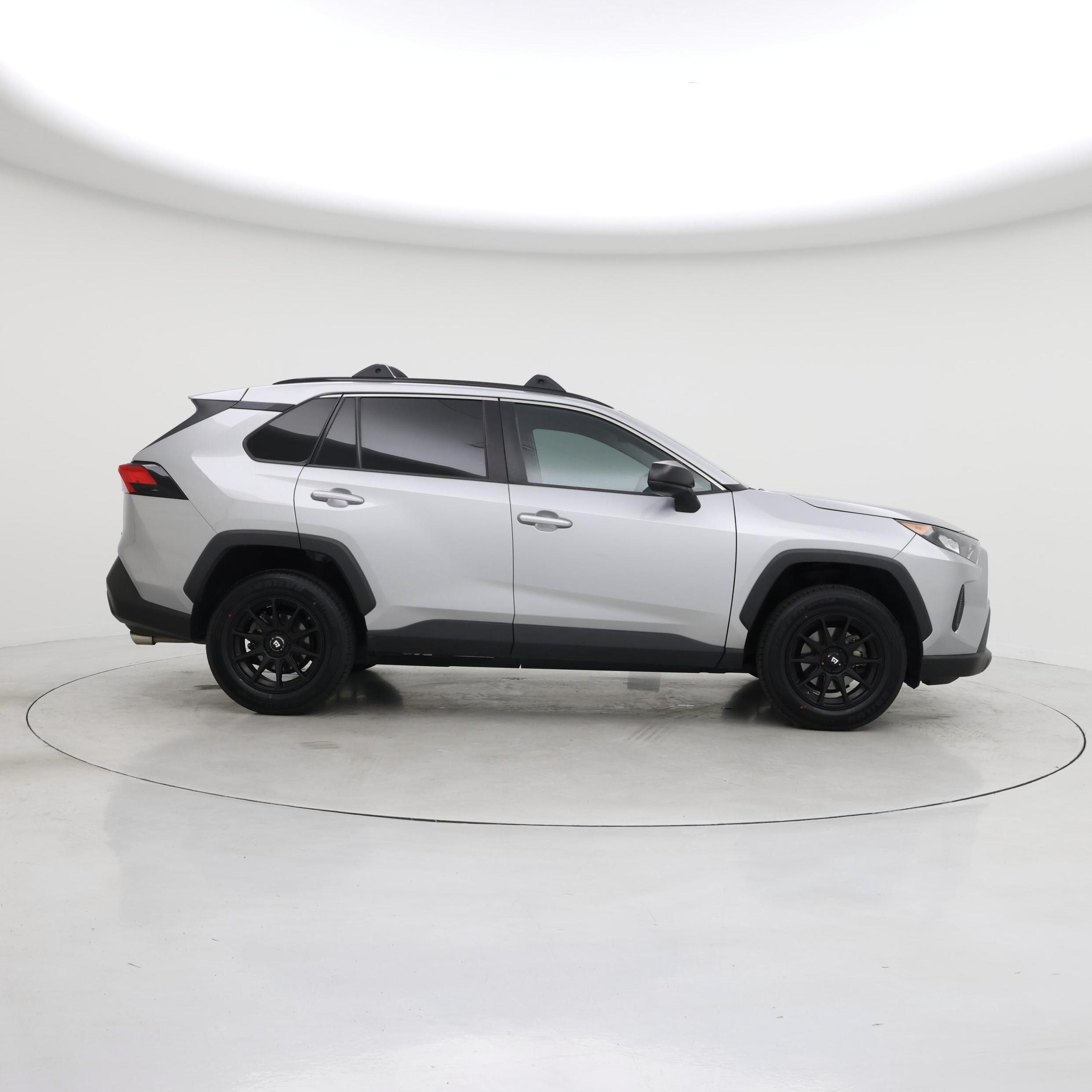 Thumbnail: 2019 Toyota RAV4 - 7
