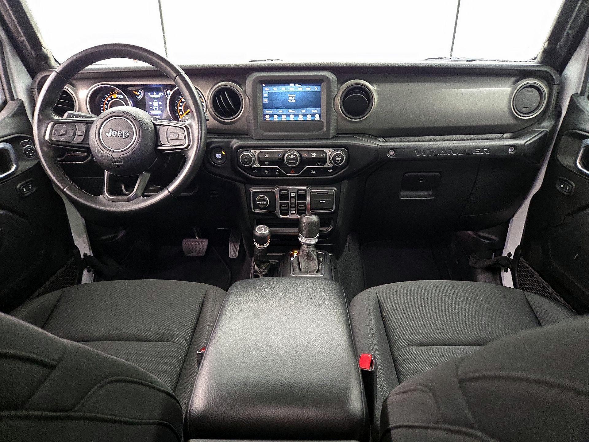 Thumbnail: 2022 Jeep Wrangler - 9